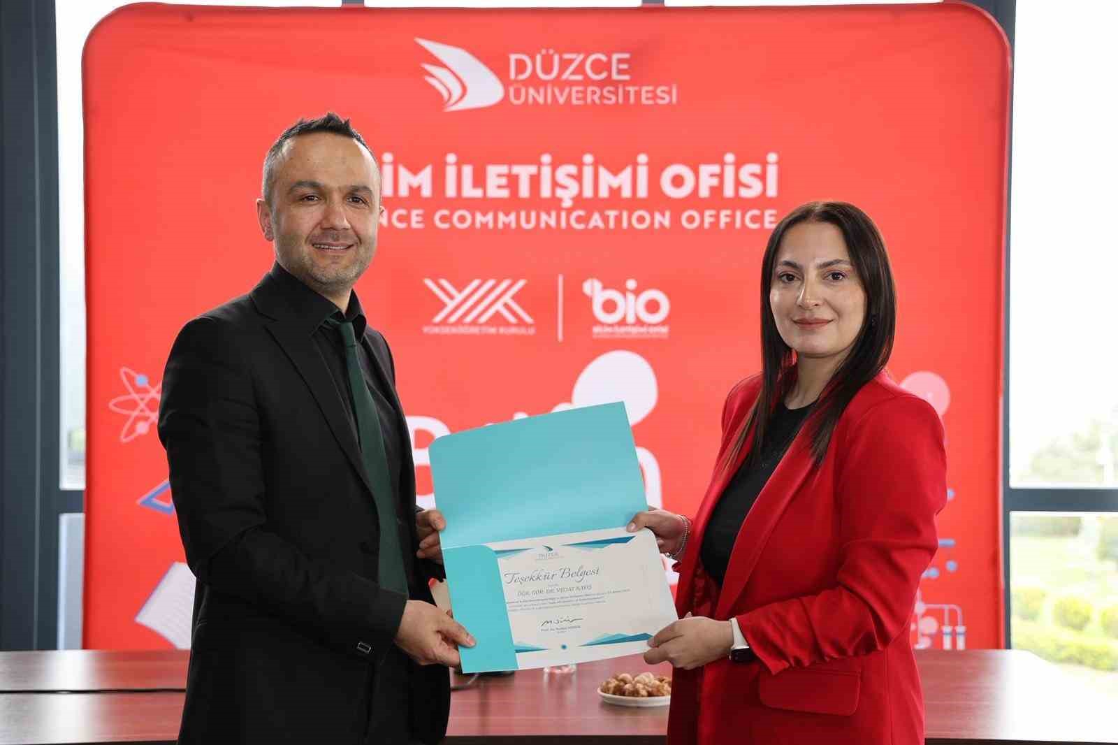 Bilim Kafe etkinlikleriyle toplumsal katkı sunmaya devam ediyor
