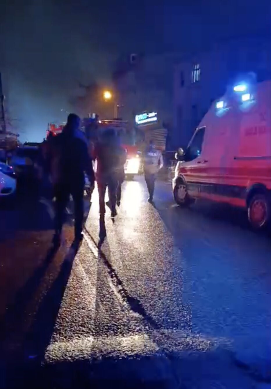 Binada çıkan yangın söndürüldü
