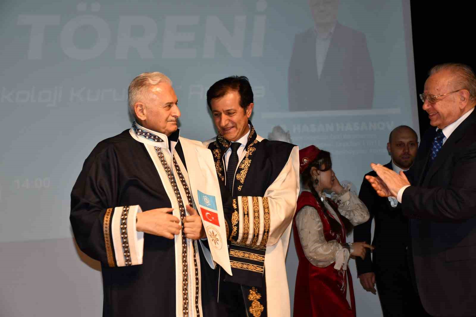 Binali Yıldırım’a fahri doktora ünvanı verildi
