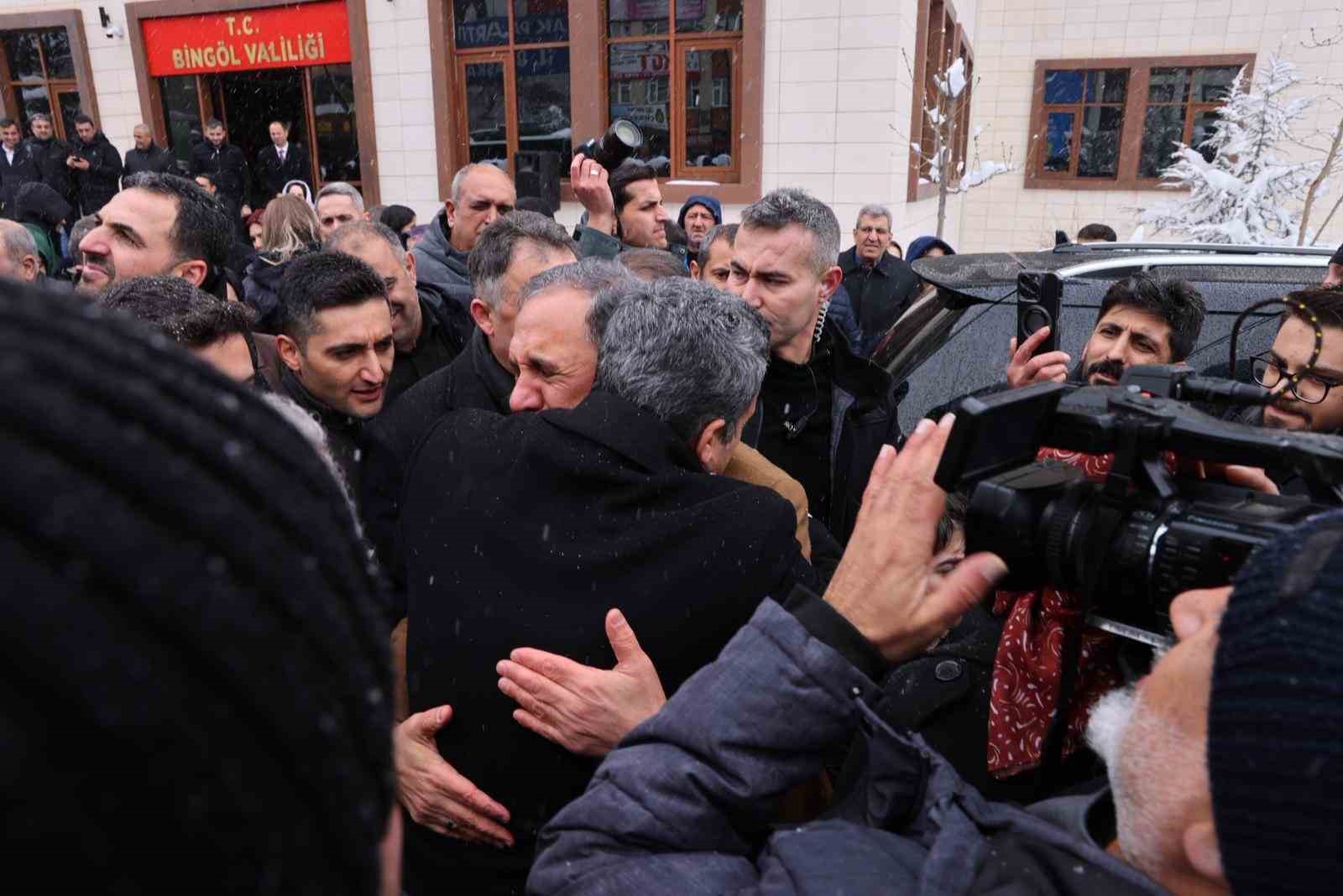 Bingöl Valisi Usta’dan duygusal veda: "Çok güzel bir şehirde valilik yaptım"
