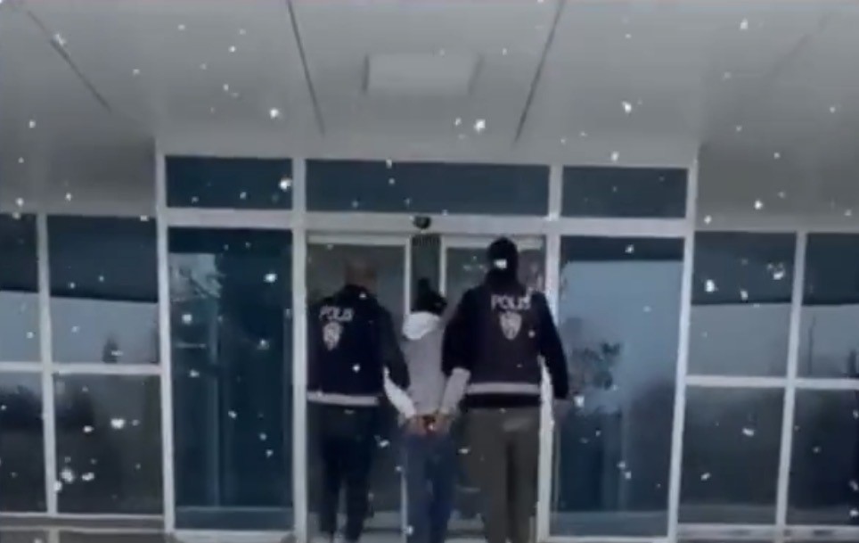 Bingöl’de 36 yıl kesinleşmiş hapis cezası bulunan zanlı yakalandı
