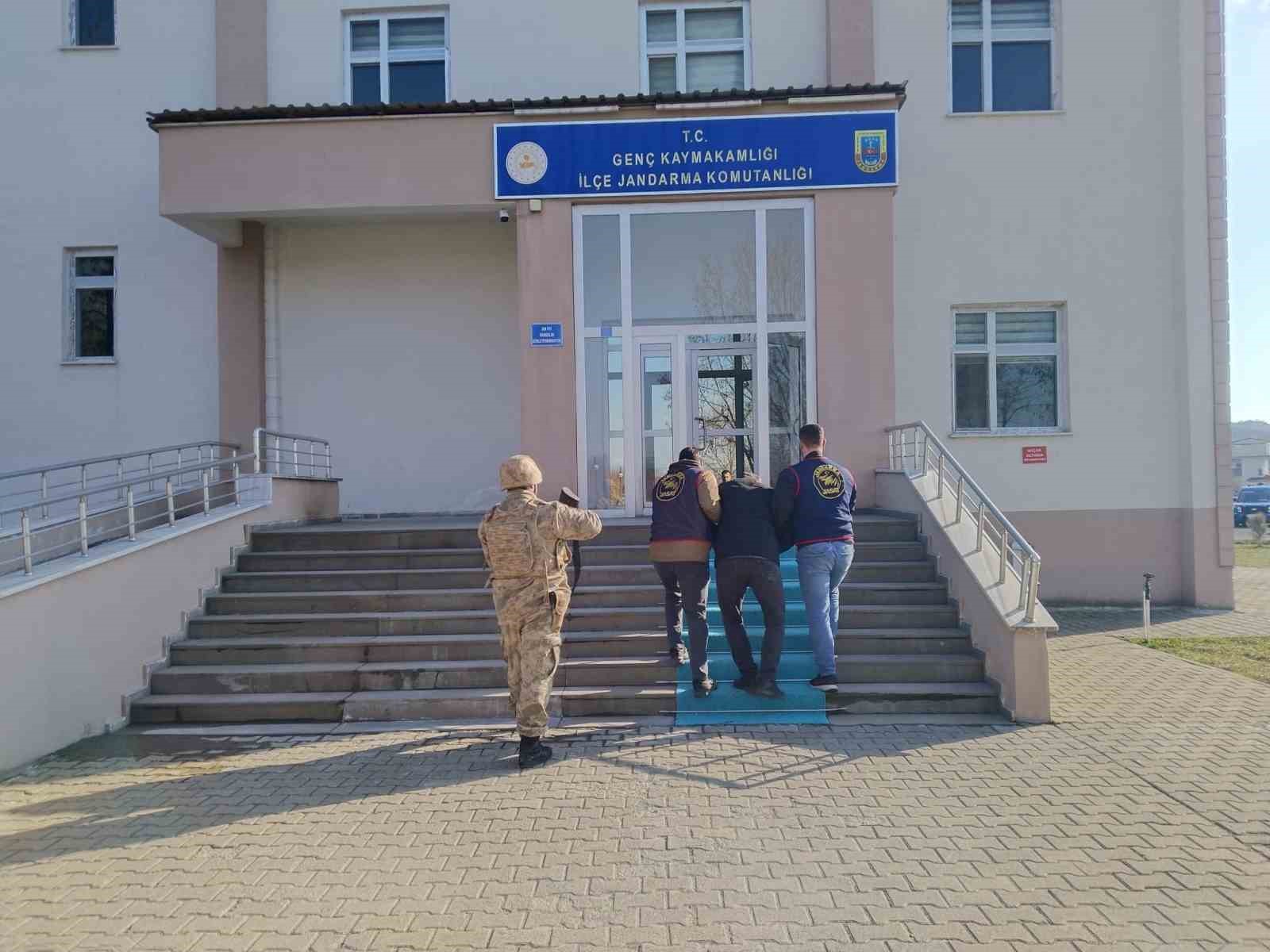 Bingöl’de aranan 13 şüpheli yakalandı
