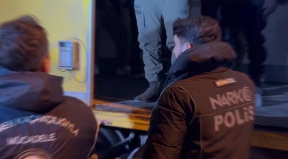 Bingöl’de göçmen kaçakçılığı operasyonu: 12 düzensiz göçmen yakalandı
