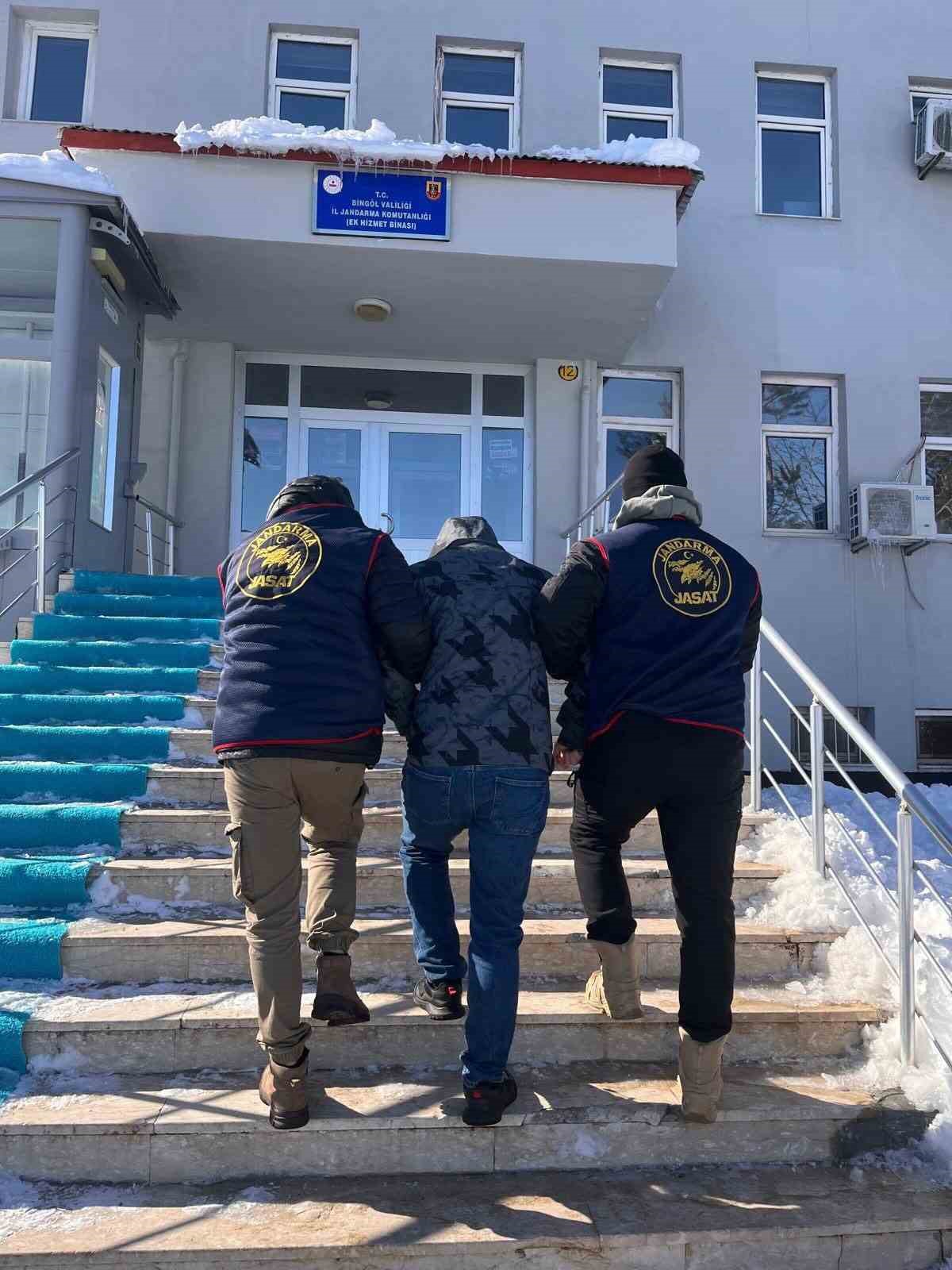 Bingöl’de kesinleşmiş hapis cezası bulunan 6 şüpheli tutuklandı
