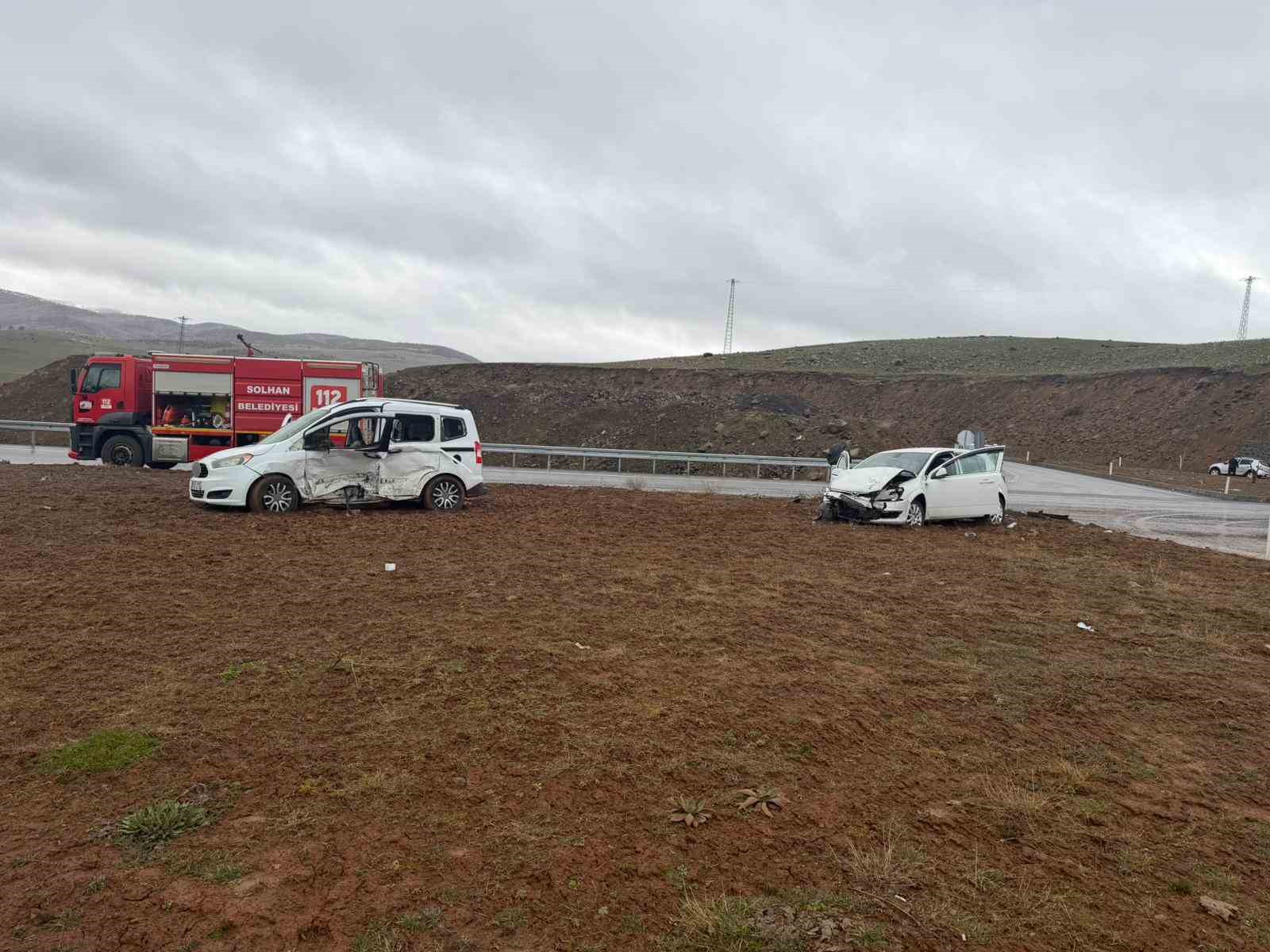 Bingöl’de trafik kazası: 12 yaralı
