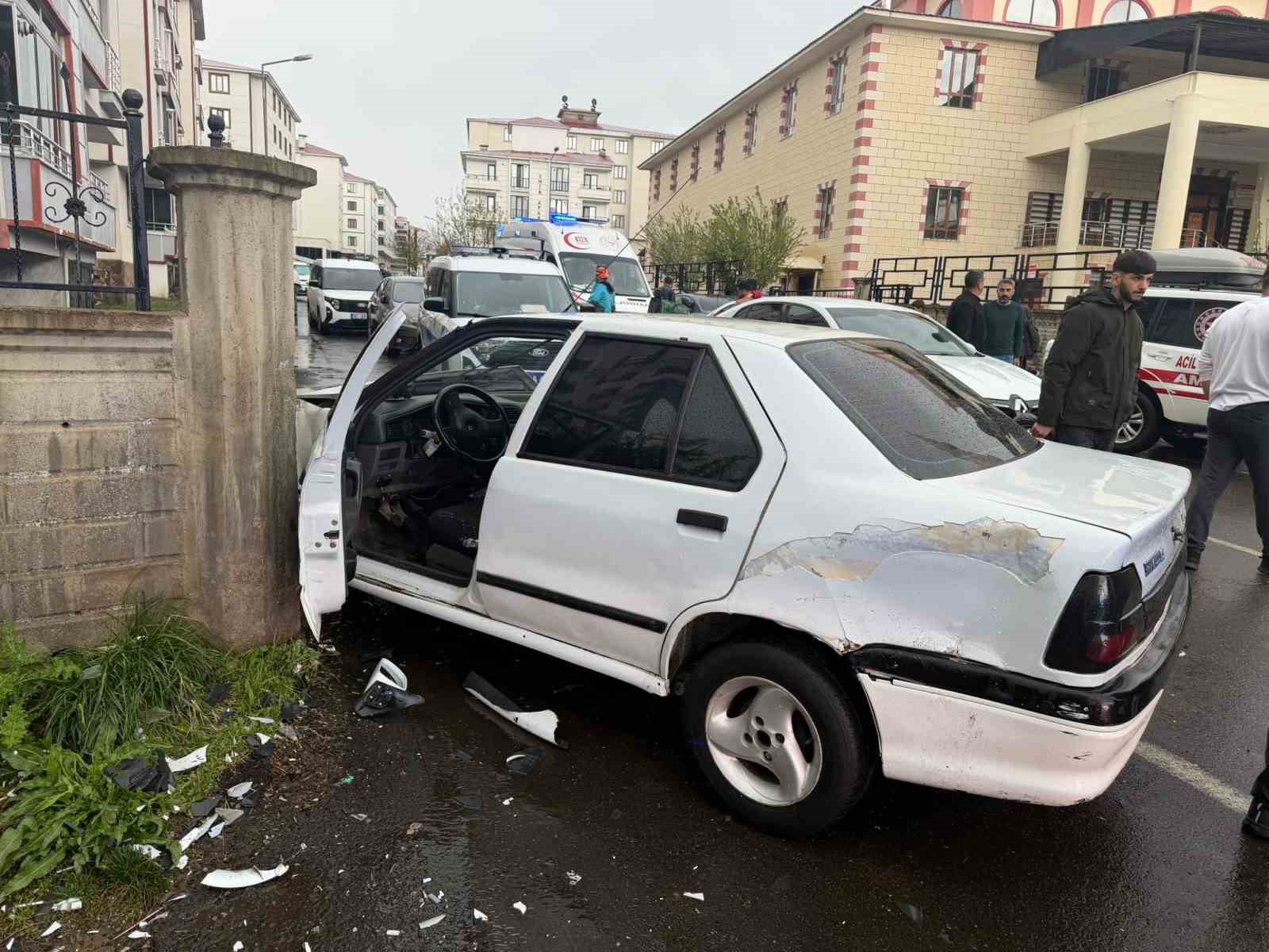 Bingöl’de trafik kazası: 2 yaralı
