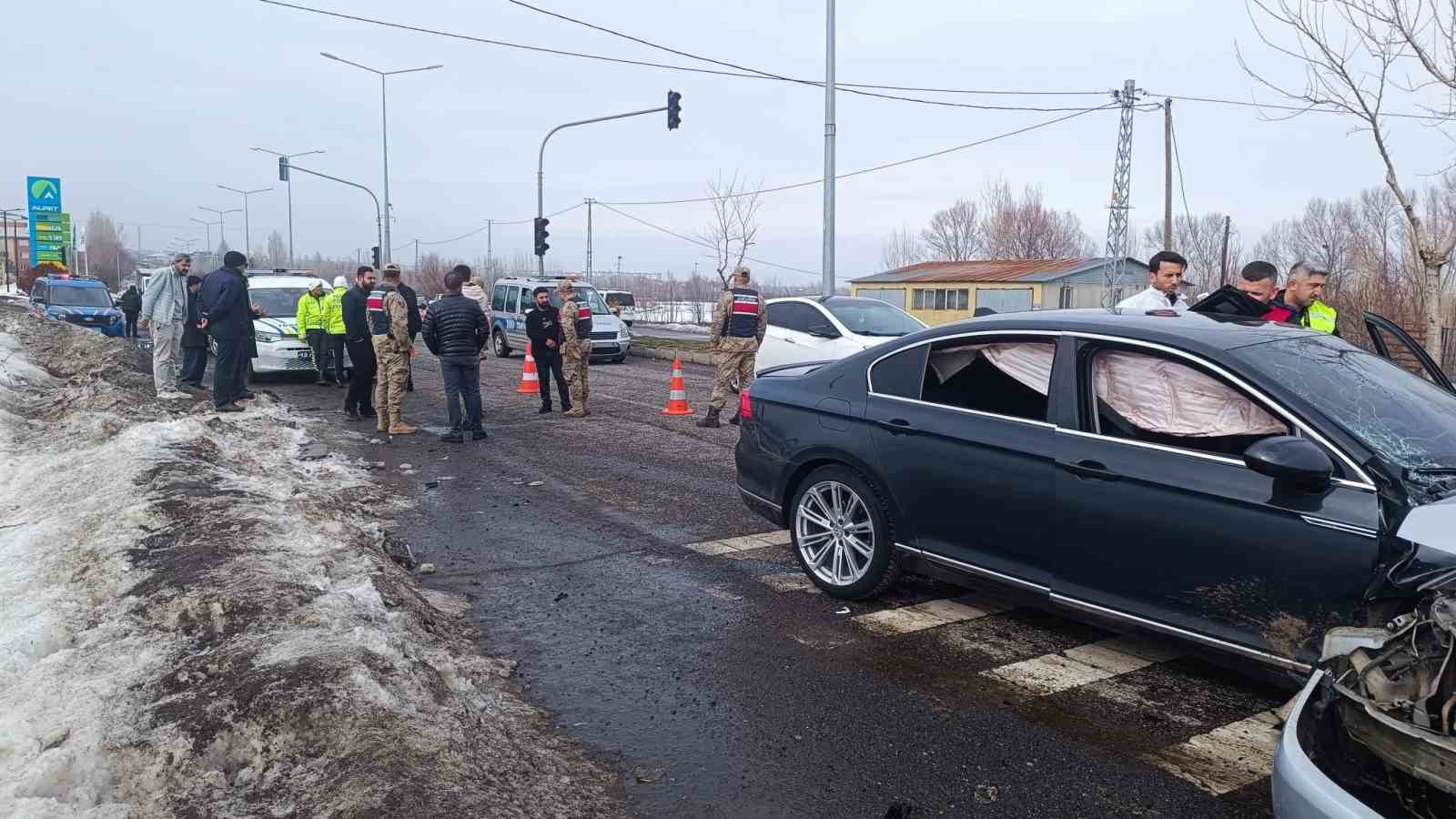 Bingöl’deki kazada bilanço ağırlaşıyor: Babadan sonra oğlu da hayatını kaybetti
