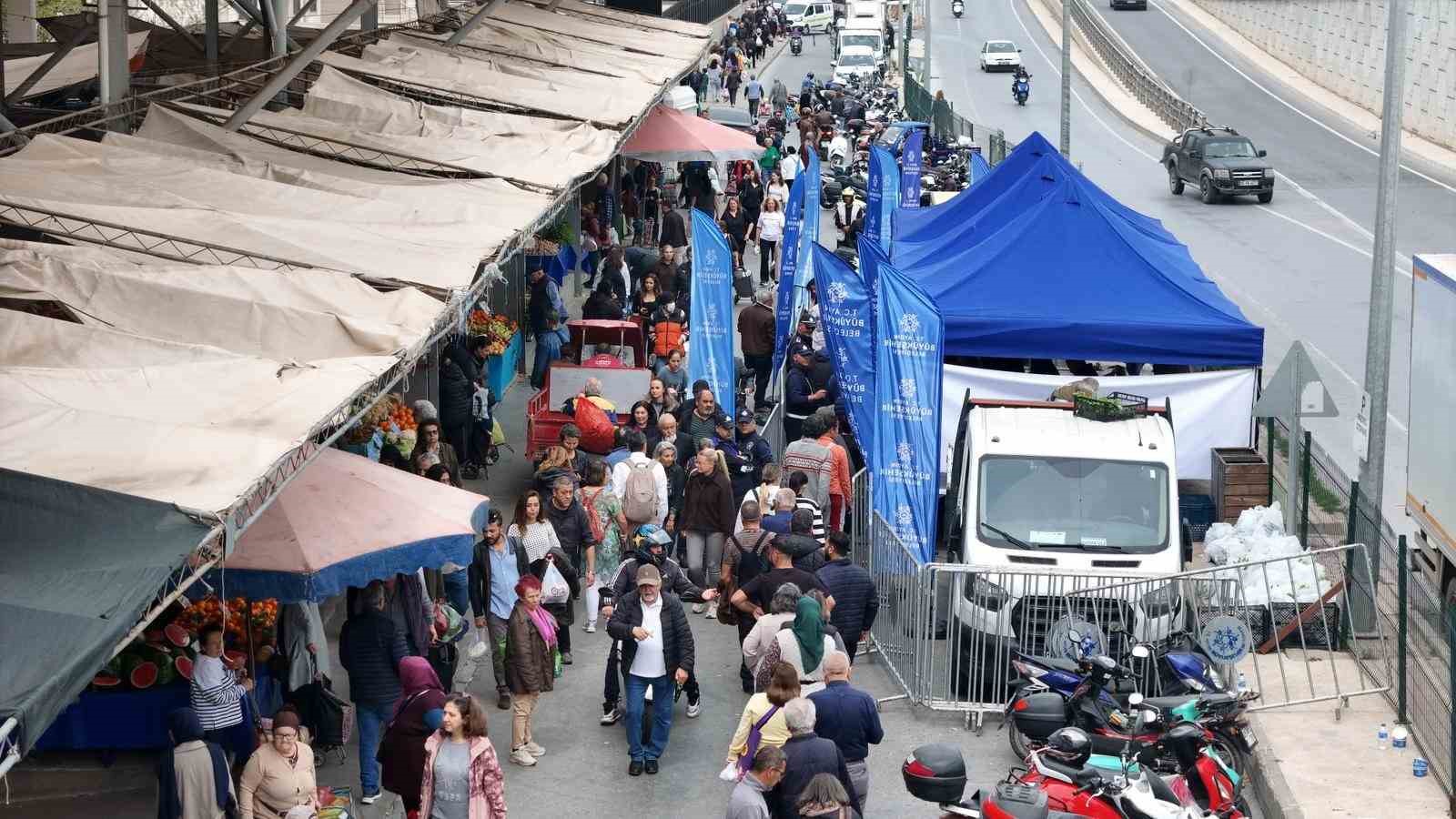 Binlerce fide Kuşadası ve İncirliova’da vatandaşlarla buluştu
