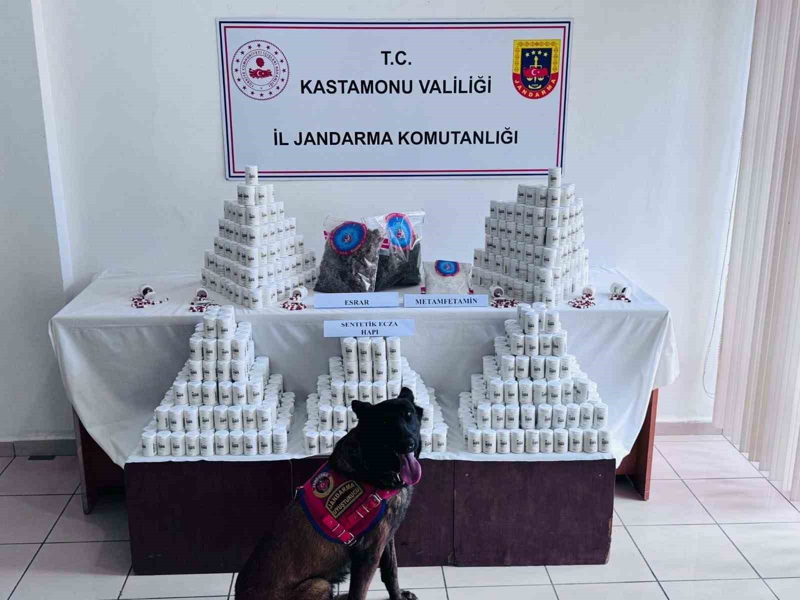 Binlerce hapla yakalanan sanığın yargılanmasına devam edildi
