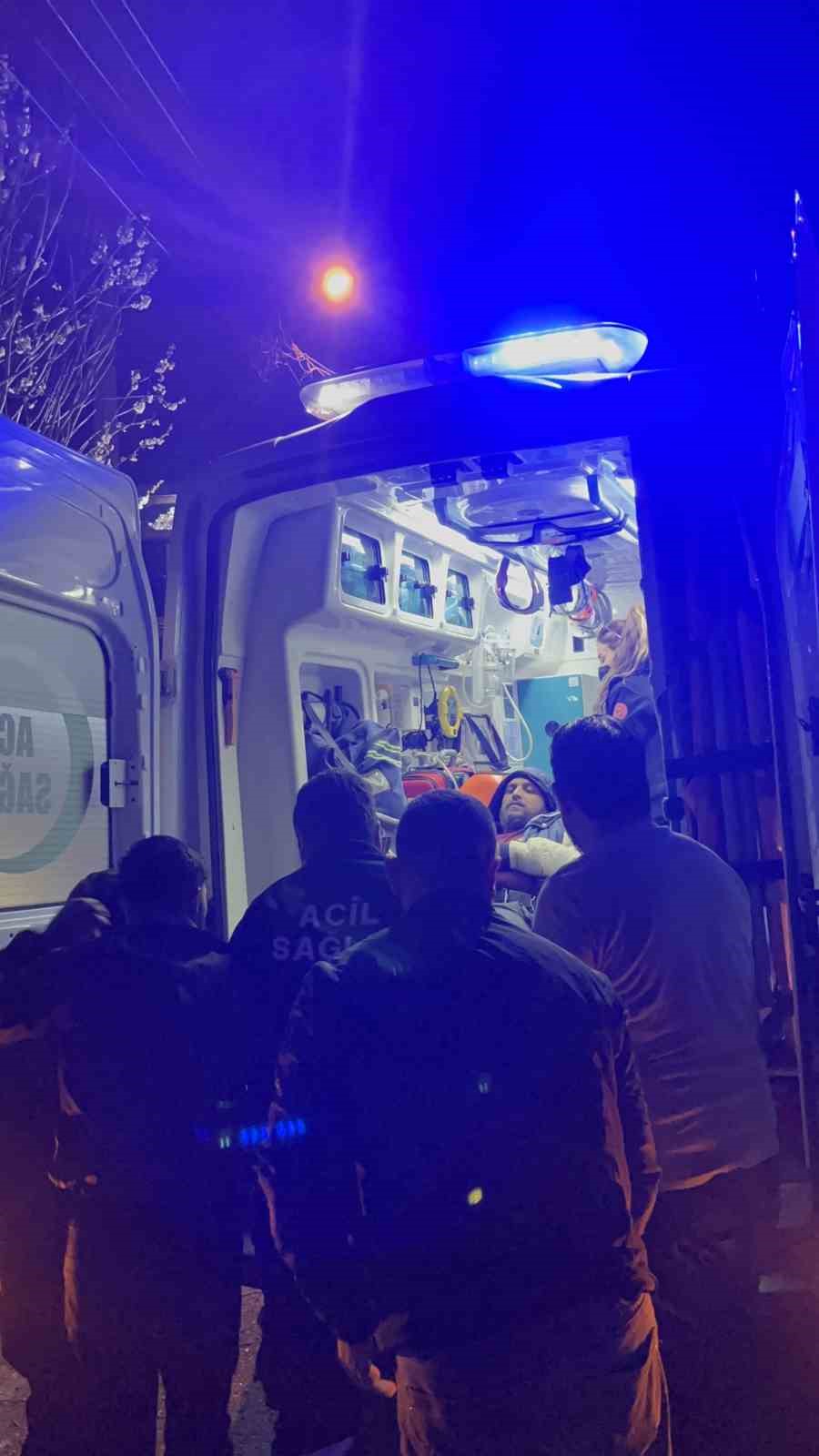 Bir anda parlayan at sahibine kabusu yaşattı
