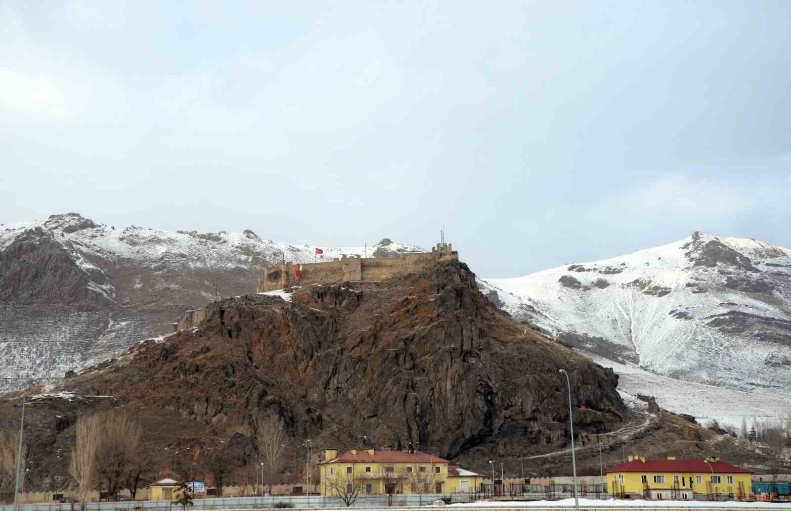 Bir belge, bir felaket, bir dostluk: Pakistan’ın Erzurum’a uzanan eli
Bir belge, bir felaket, bir dostluk: Pakistan’ın Erzurum’a uzanan eli