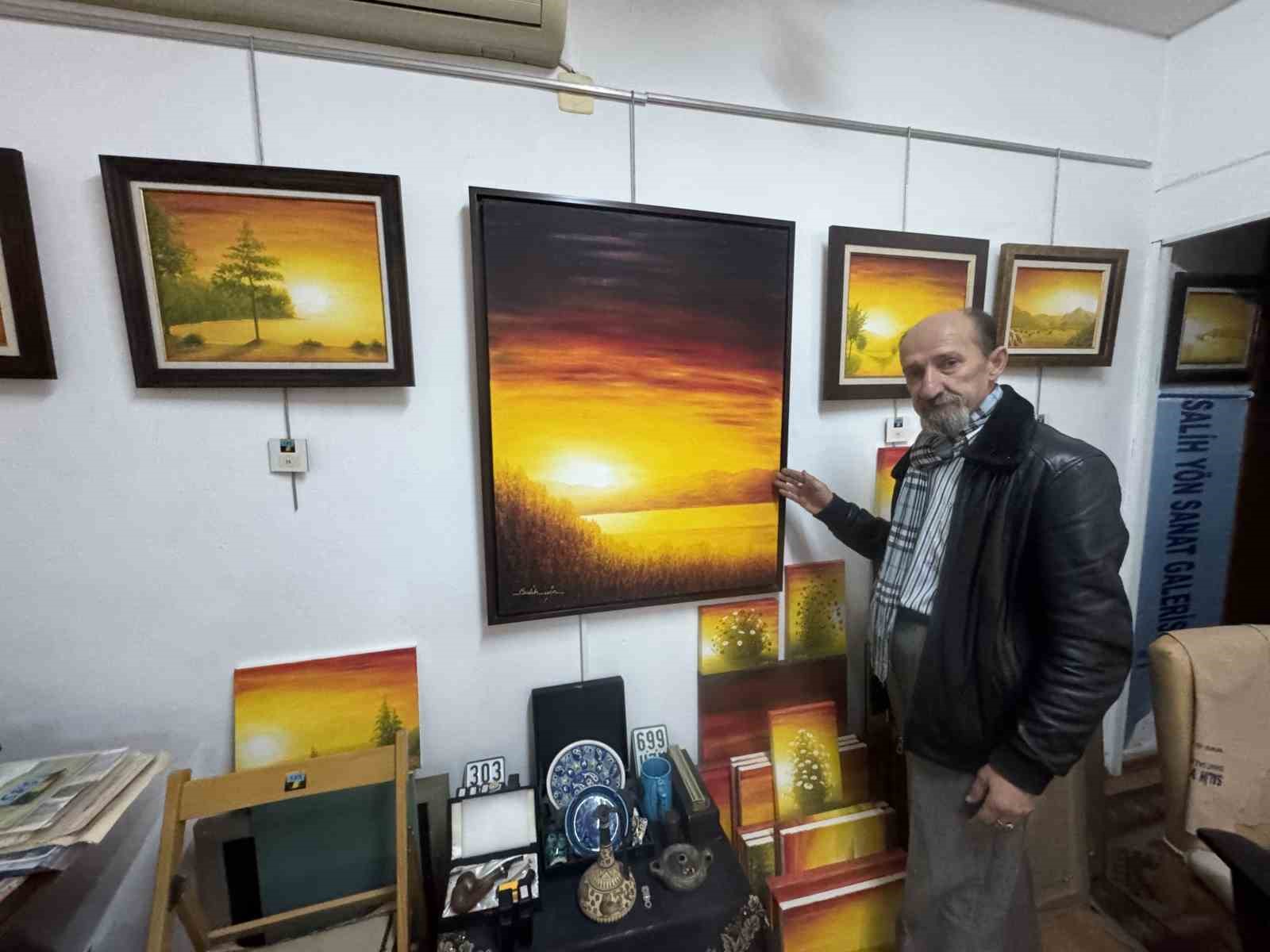 Bir bisküvi kutusuyla başladı, 15 bine yakın parçadan oluşan etnografya koleksiyonuna dönüştü
