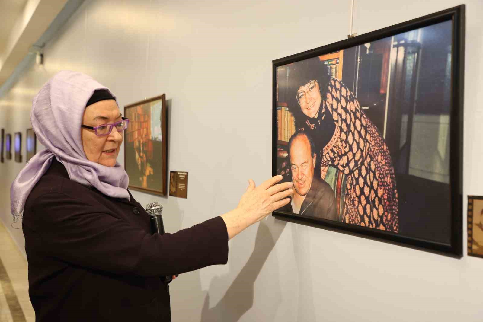 "Bir Düşüncenin İzinde: Cemil Meriç Sergisi" açıldı
"Bir Düşüncenin İzinde: Cemil Meriç Sergisi" açıldı