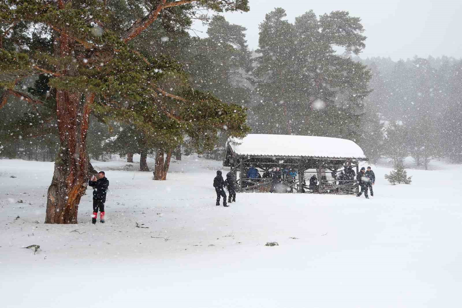 Bir günde dört mevsimi birden yaşadılar

