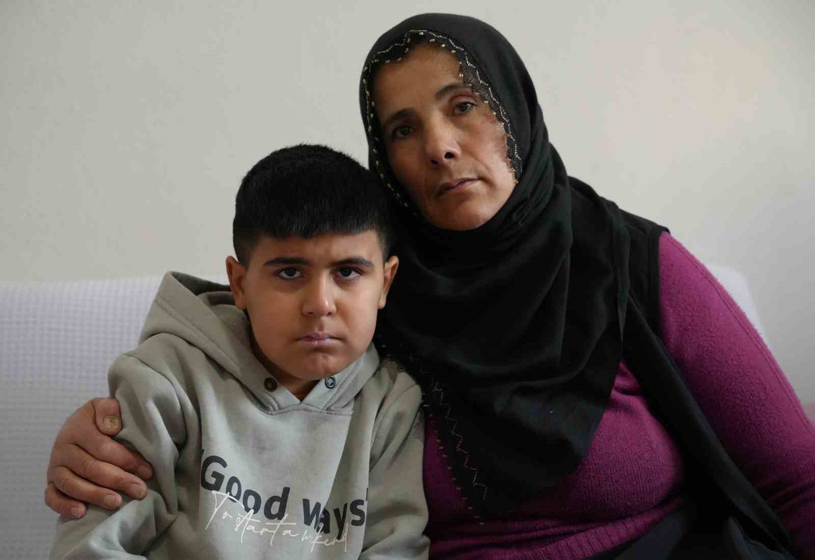 Bir oğlunu kaybetti, diğer oğlu için yardım istiyor
