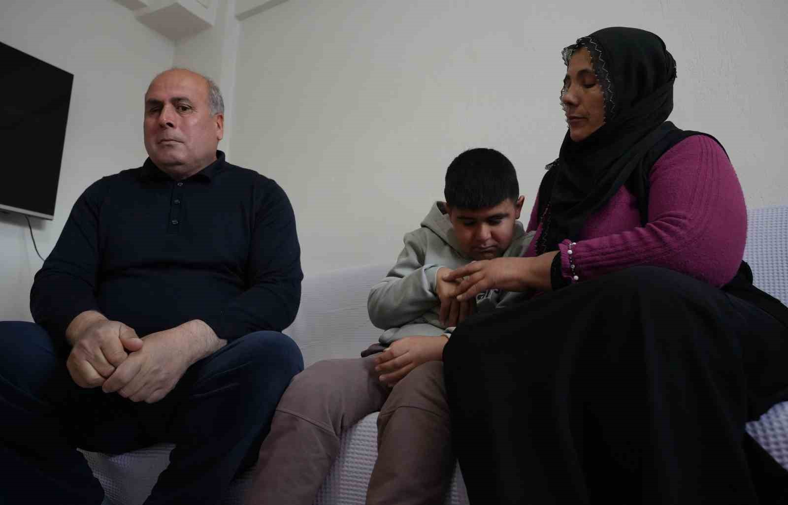 Bir oğlunu kaybetti, diğer oğlu için yardım istiyor
