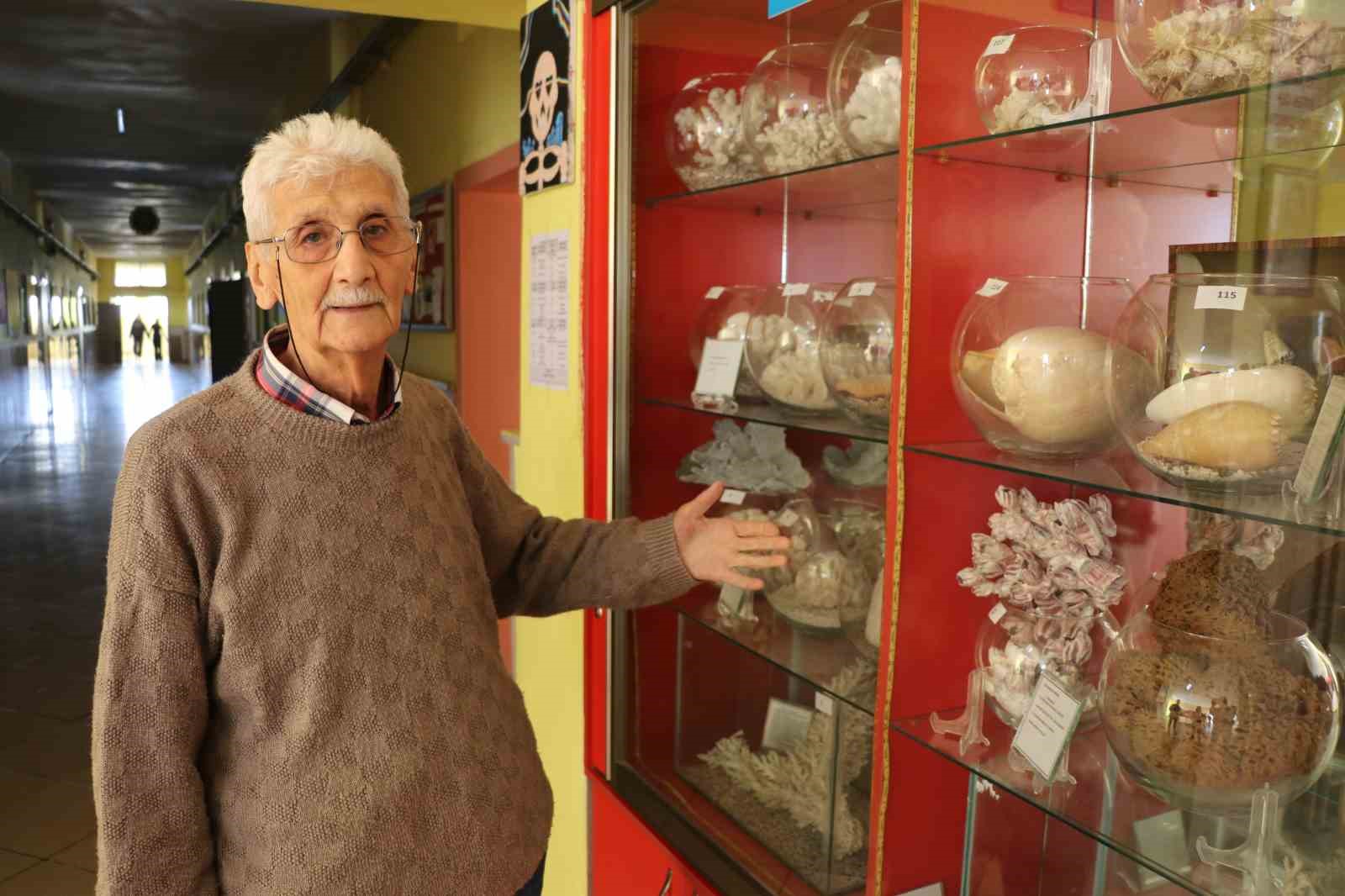 Bir yumurta ile başladığı biyoloji merakını müzeye dönüştürdü
Bir yumurta ile başladığı biyoloji merakını müzeye dönüştürdü