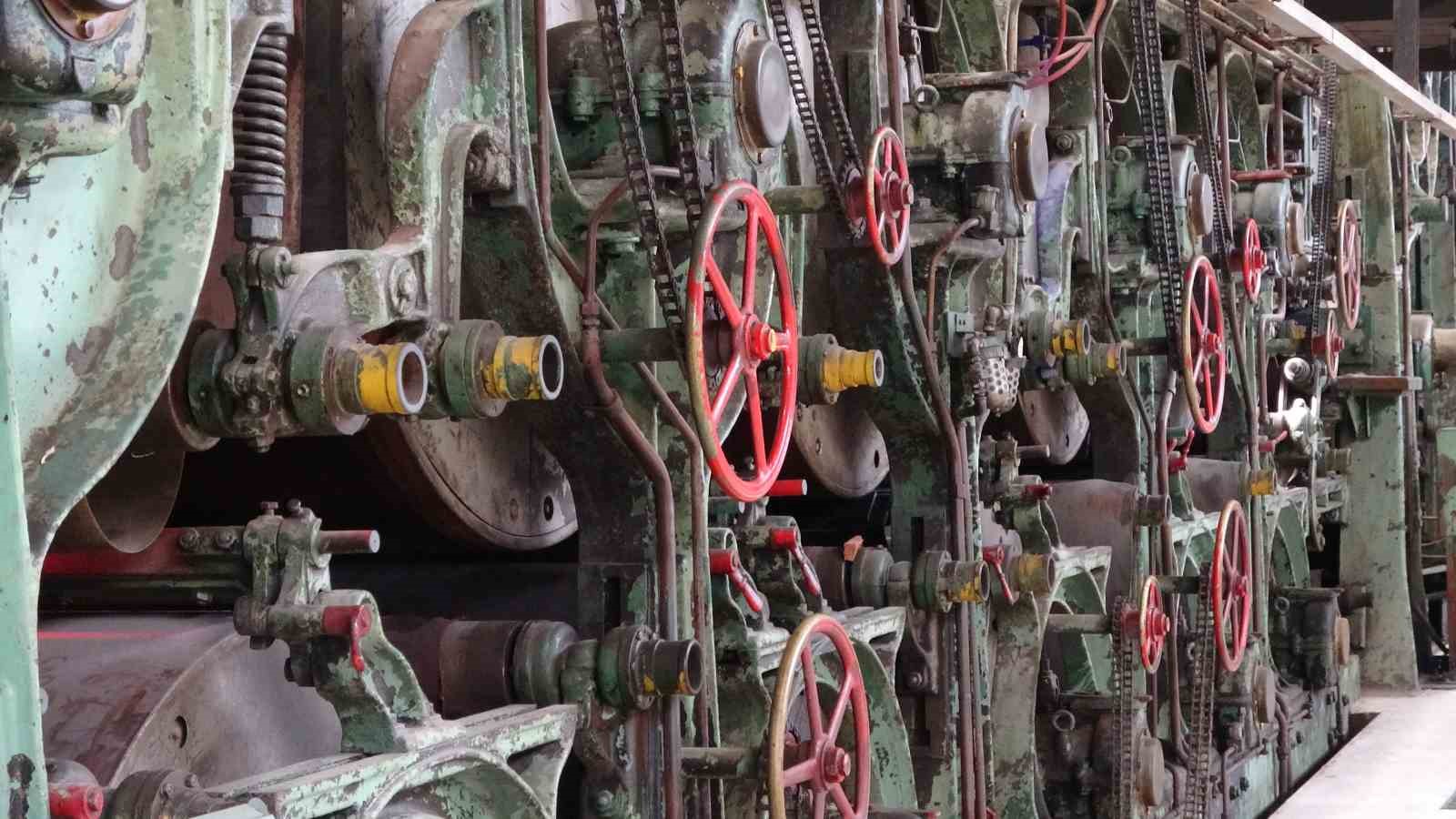 Bir zamanlar Türkiye’nin kağıdını üretiyordu, şimdi tarihini anlatıyor
