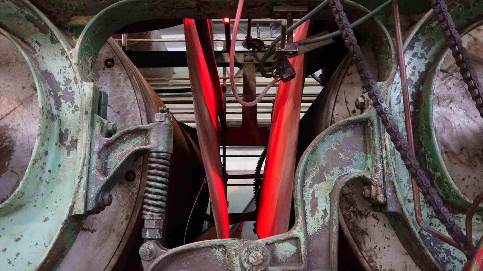 Bir zamanlar Türkiye’nin kağıdını üretiyordu, şimdi tarihini anlatıyor
