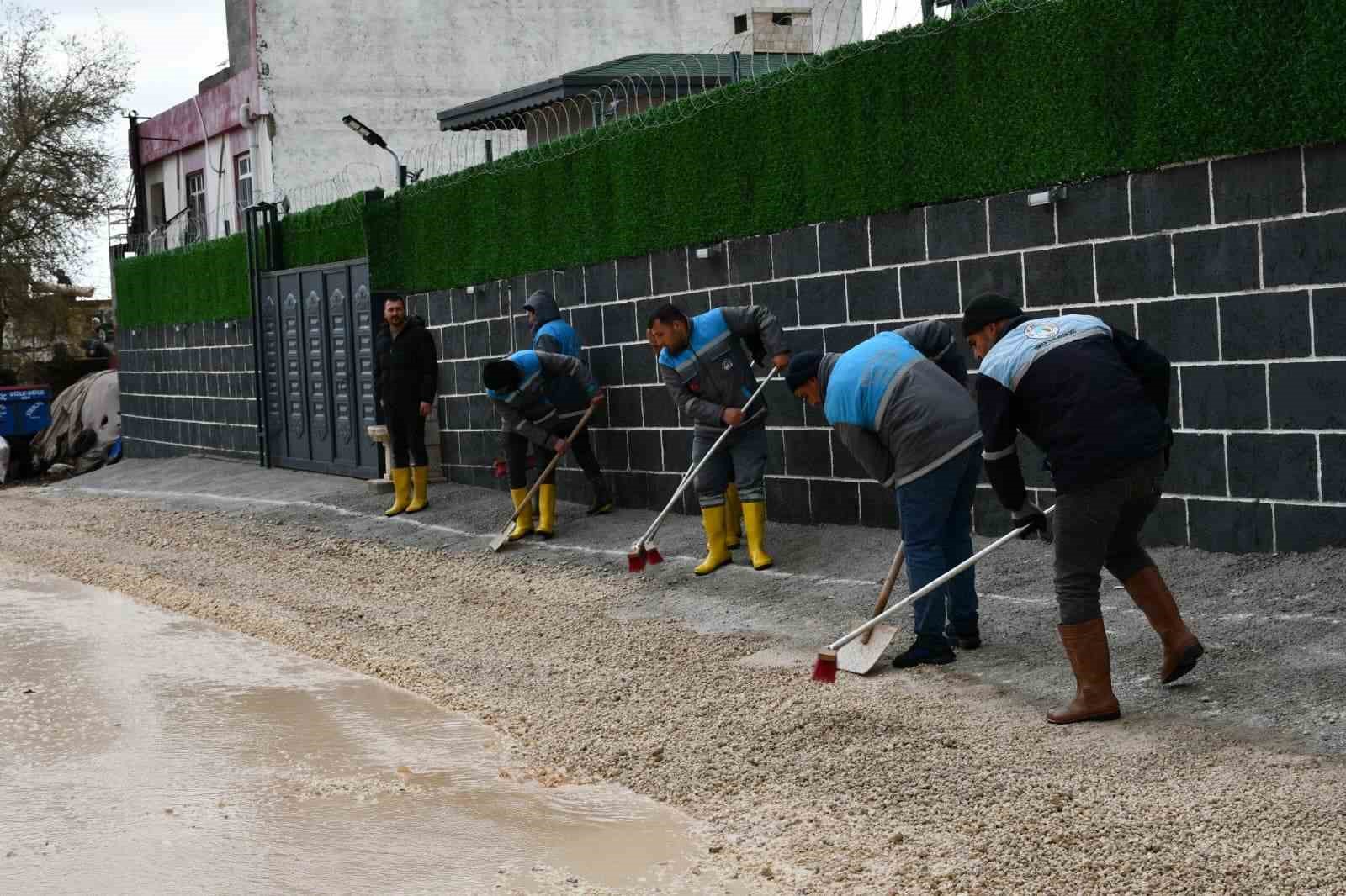 Birecik’te selin yaraları sarılıyor
