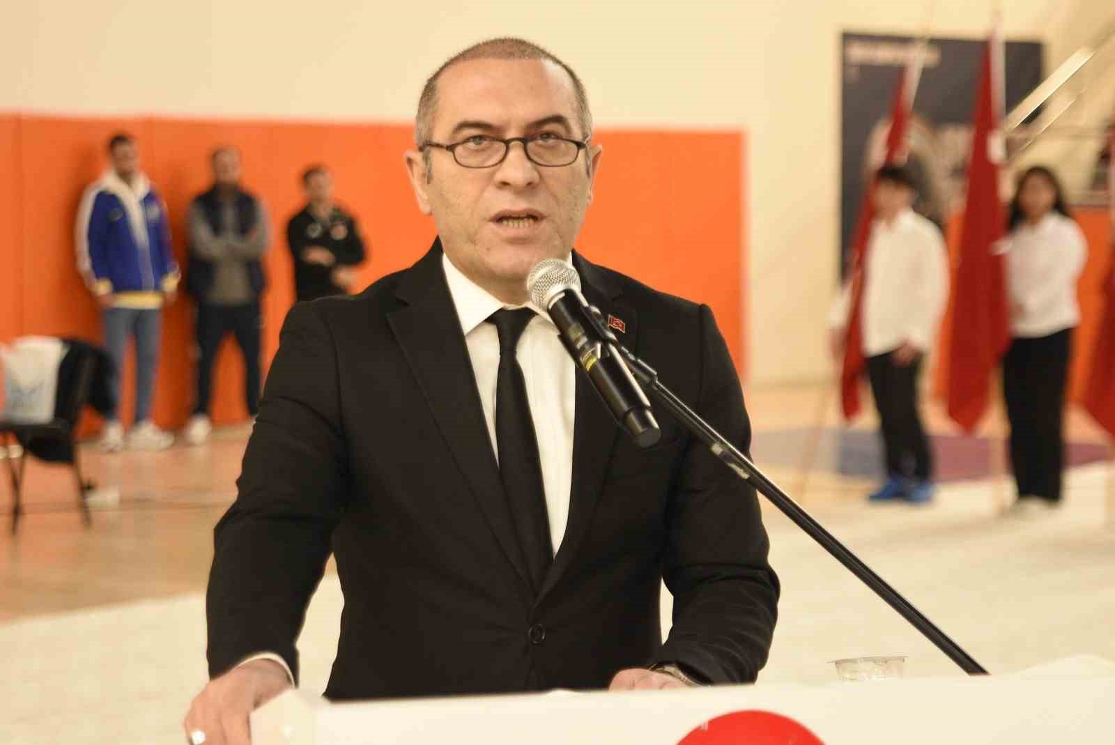 Bitlis’te 23 Nisan Ulusal Egemenlik ve Çocuk Bayramı kutlandı
