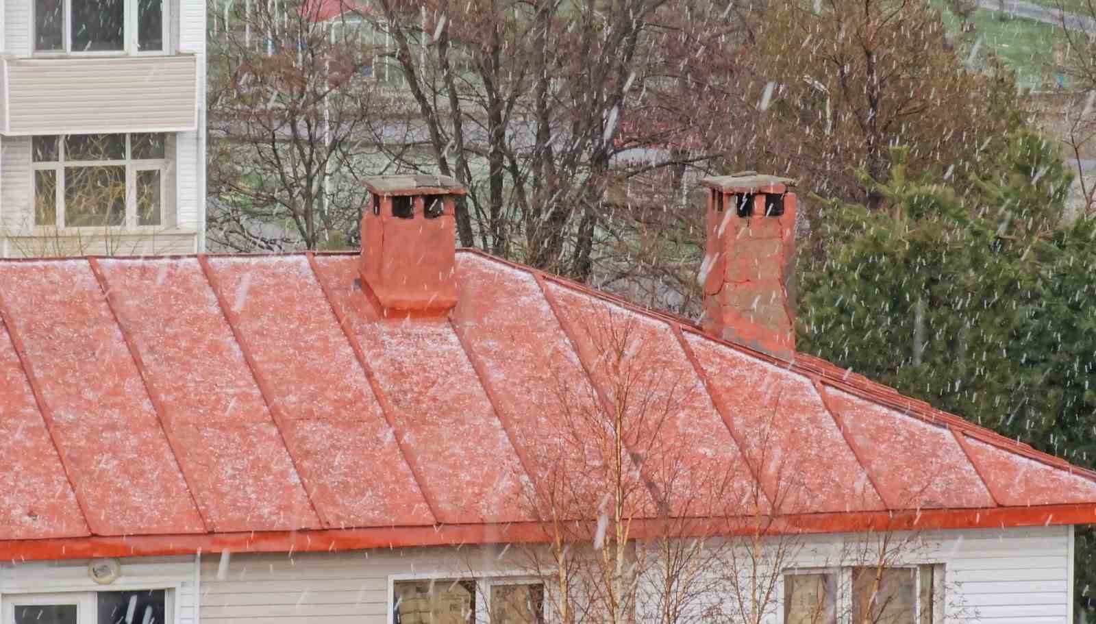Bitlis’te dolu yağışı
