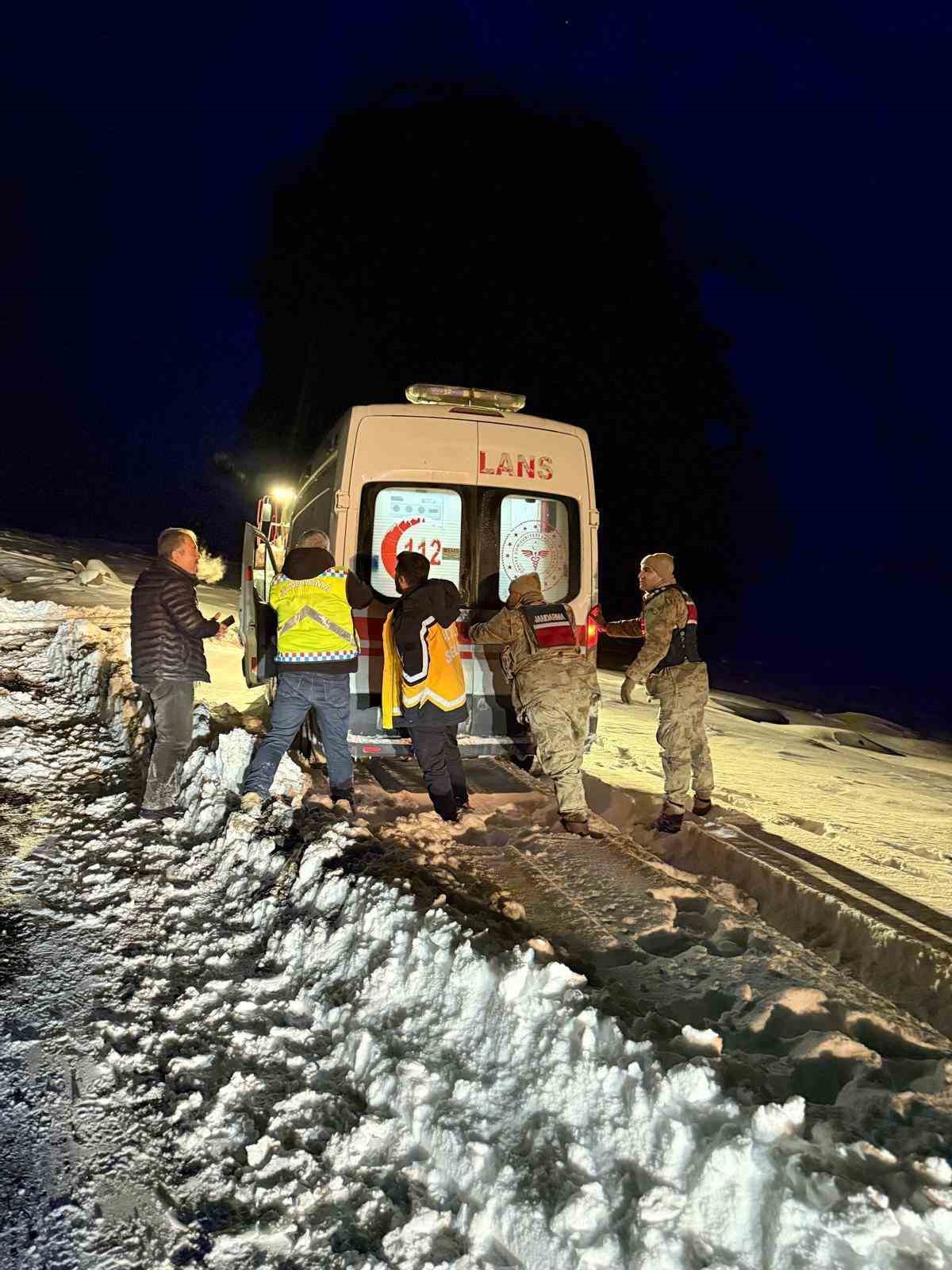 Bitlis’te hasta kurtarma operasyonu
