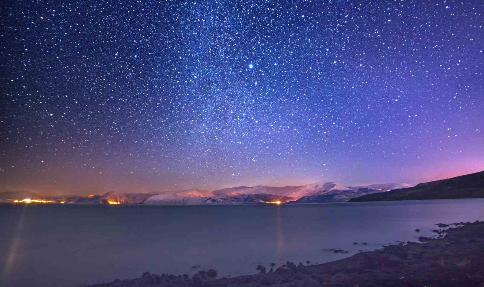 Bitlis’te kış geceleri yıldızlarla buluştu

