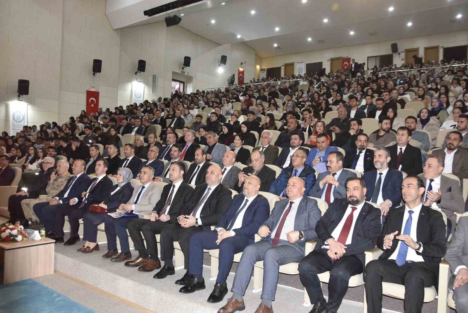 Bitlis’te Turizm Haftası çeşitli etkinliklerle kutlandı
