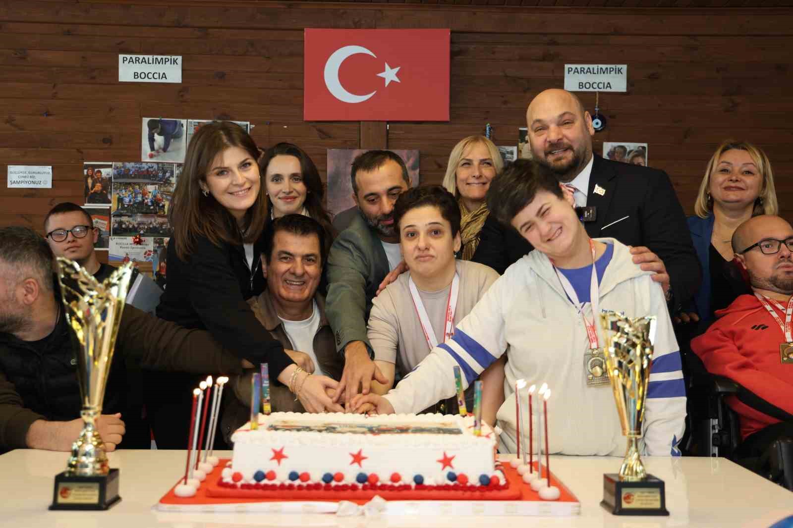 Boccia şampiyonlarına kutlama
