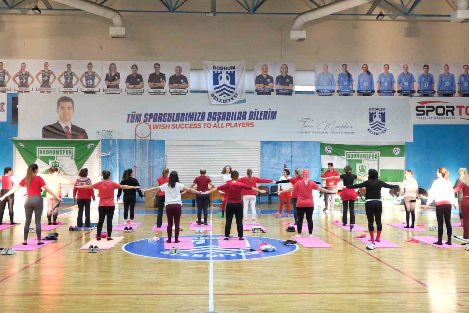 Bodrum’da 2025 plates ile uğurlandı
