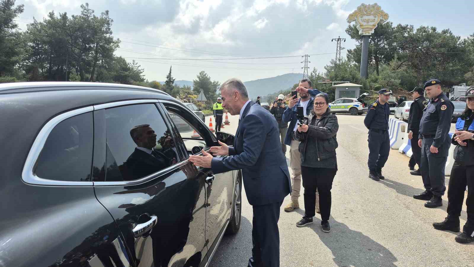 Bodrum’da bayram denetimleri sıkı: 1 günde 25 bin araç girdi
