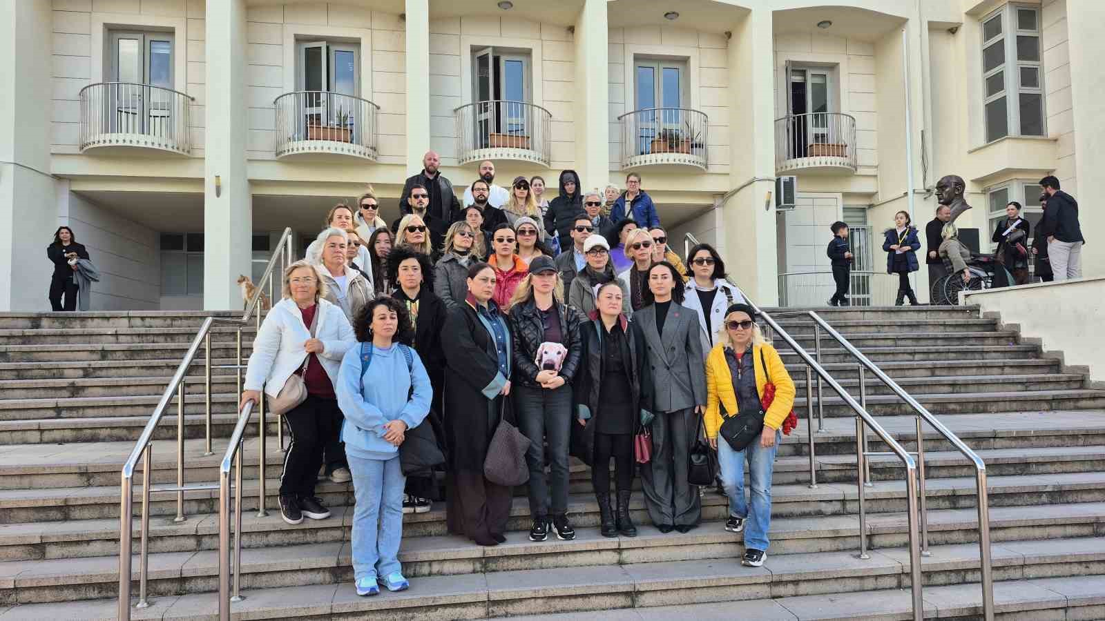 Bodrum’da "Çinko" isimli köpeğe çarpan sürücünün yargılanmasına başlandı
