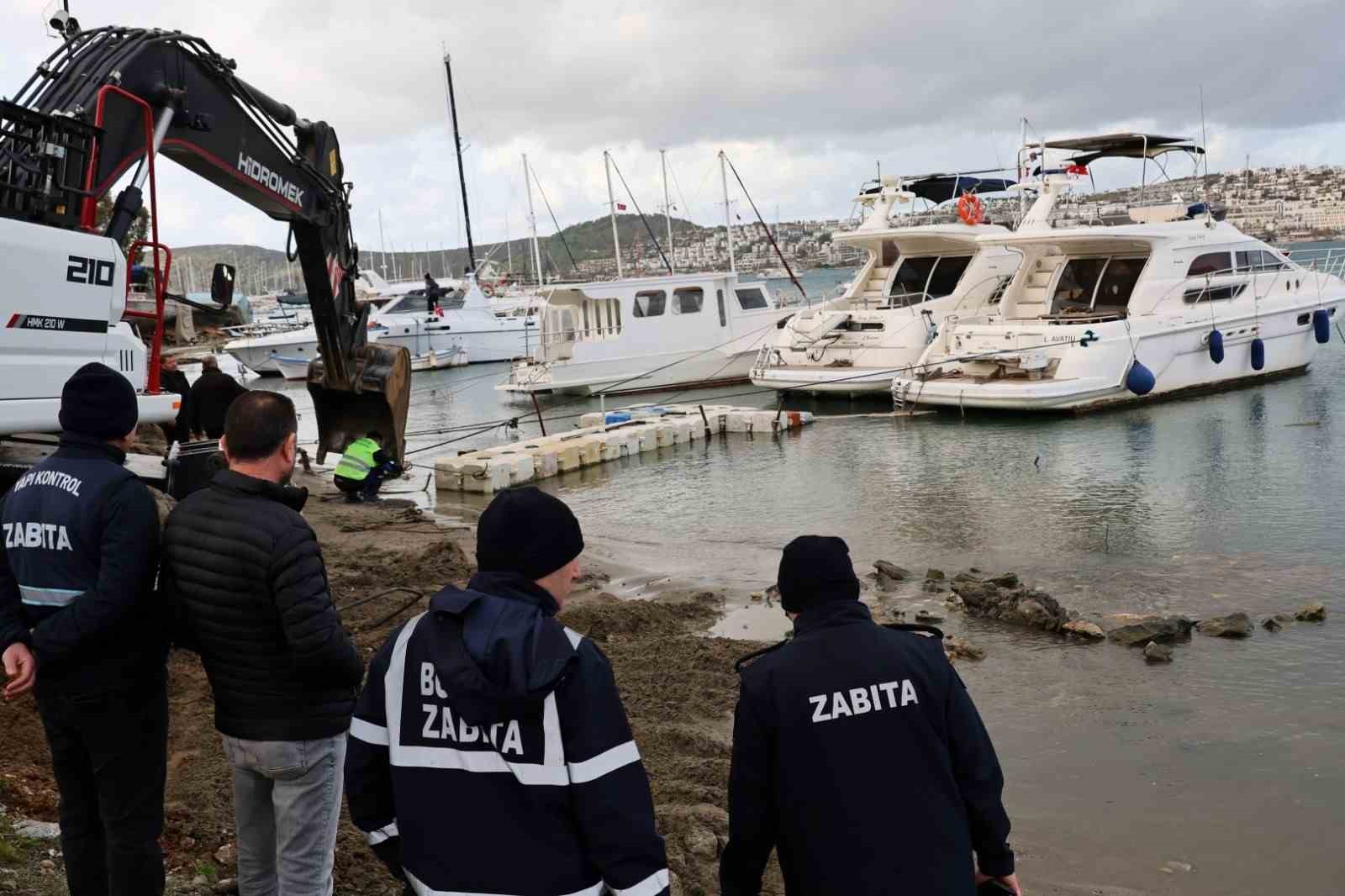 Bodrum’da Gümbet Koyu halka kazandırılıyor
Bodrum’da Gümbet Koyu halka kazandırılıyor