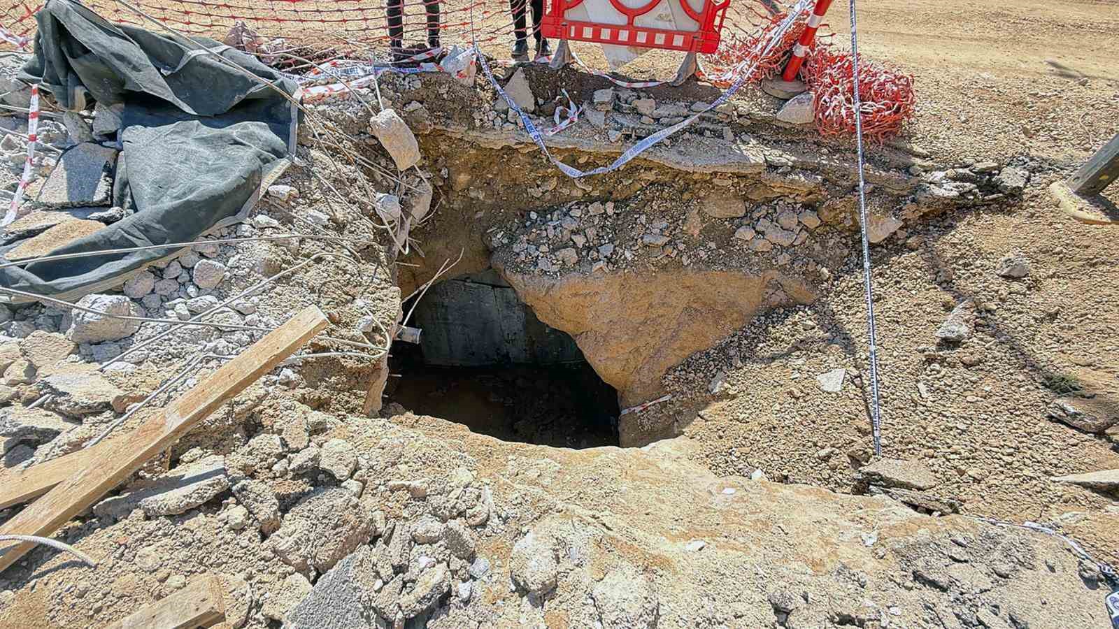 Bodrum’da su isale hattı kazısında lahit bulundu
