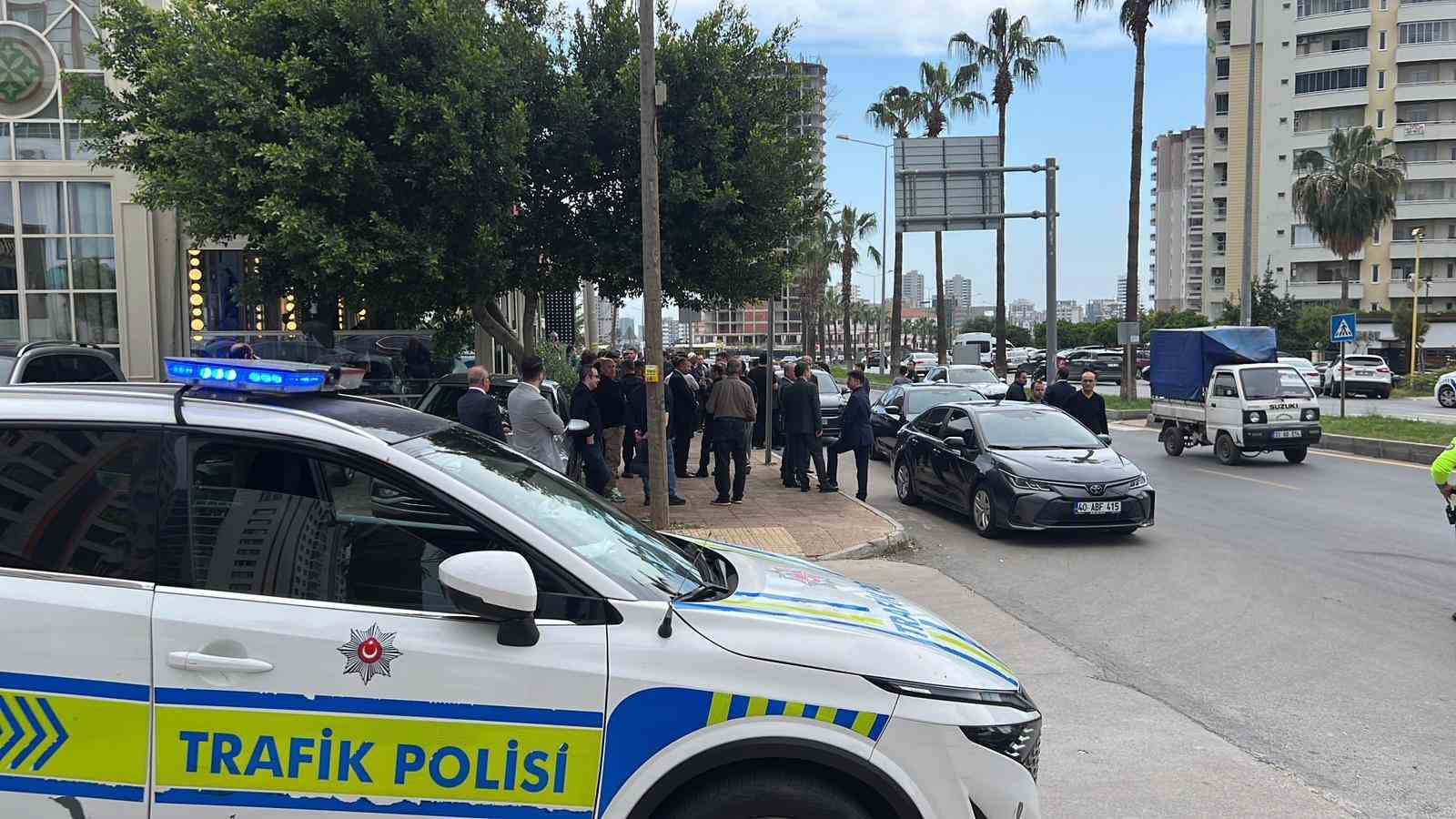 Boğazına çilek kaçarak hayatını kaybeden minik Mustafa Mersin’de toprağa verildi
