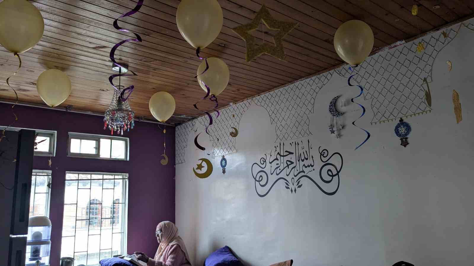 Bogota’taki Müslüman topluluk iftarını Estambul Camii’nde yapıyor
