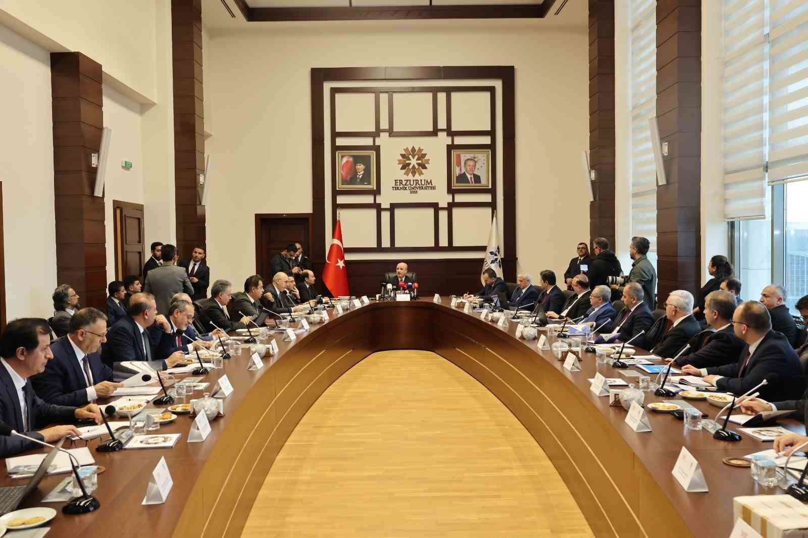 Bölgesel kalkınmada akademik güç birliği: ÜNİDAP 8. dönem toplantısı Erzurum’da gerçekleştirildi
Bölgesel kalkınmada akademik güç birliği: ÜNİDAP 8. dönem toplantısı Erzurum’da gerçekleştirildi