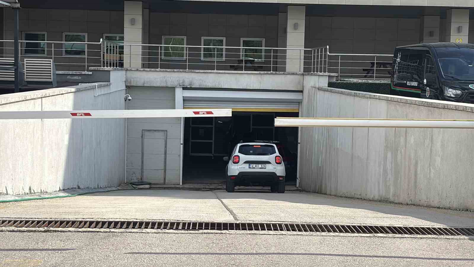 BOLSEV soruşturması kapsamında gözaltına alınan 2 kişi adliyede
