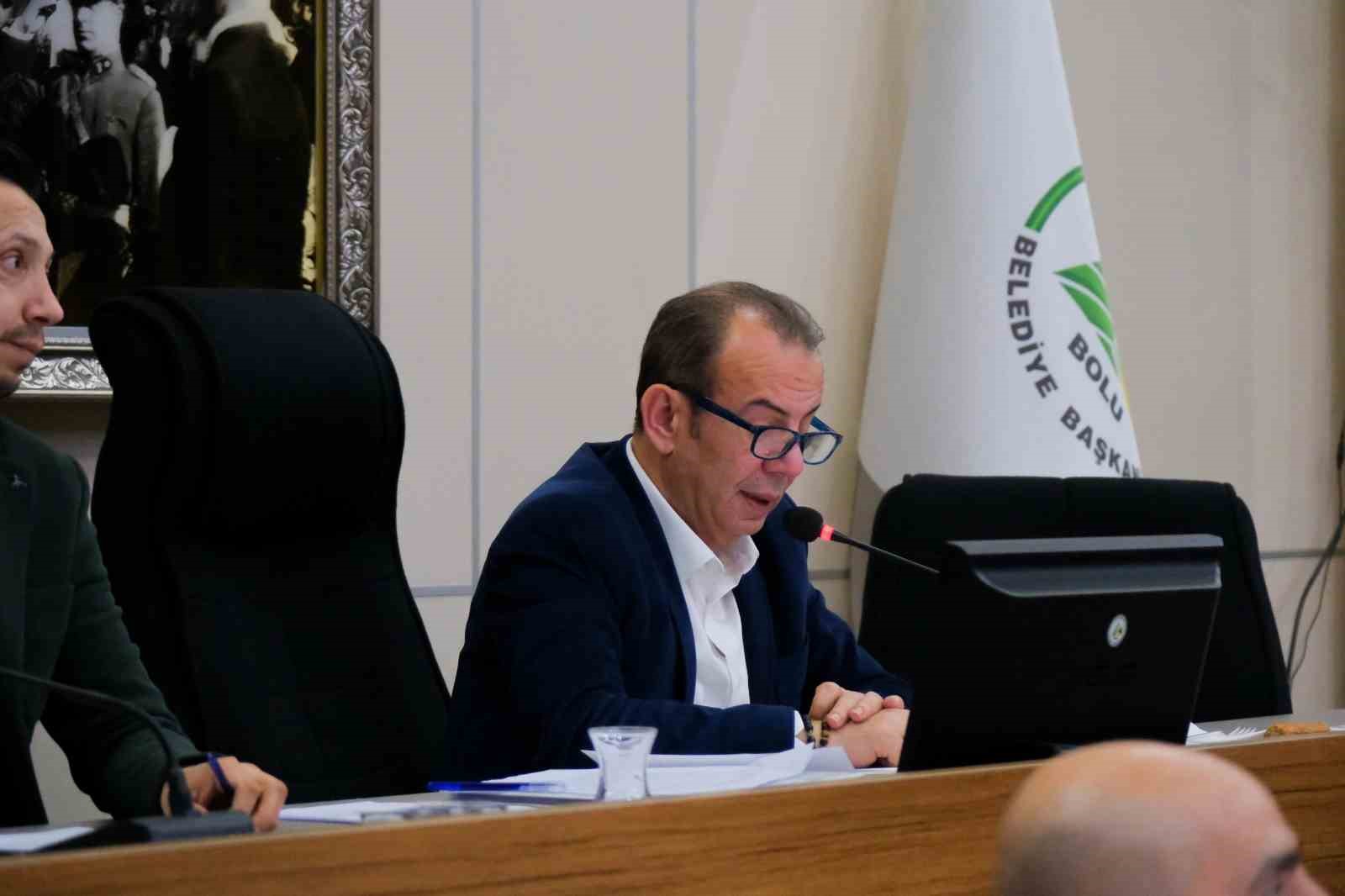 Bolu Belediye Başkanı Tanju Özcan görevden uzaklaştırıldı
