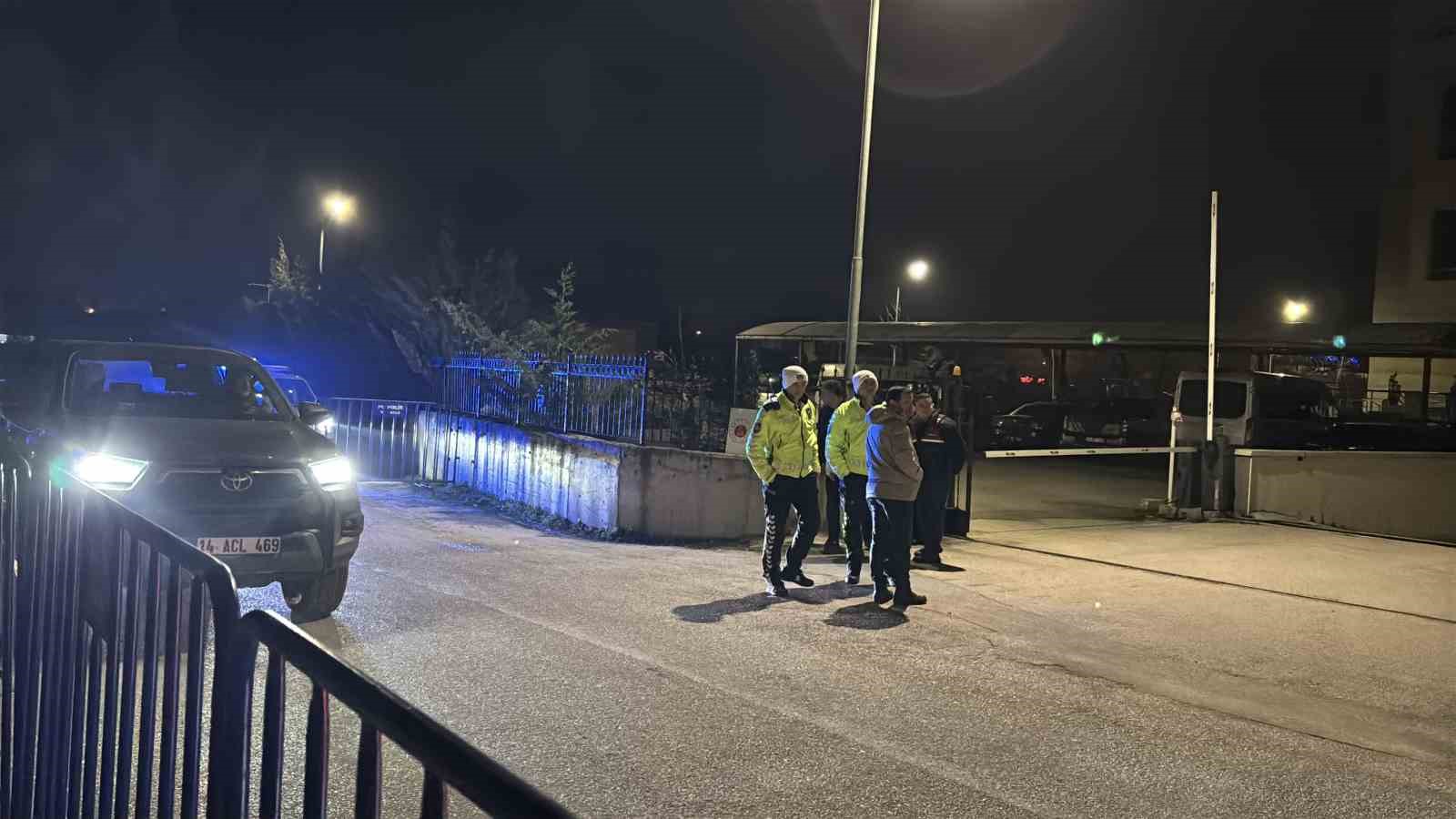 Bolu Belediye Başkanı Tanju Özcan tutuklandı
Bolu Belediye Başkanı Tanju Özcan tutuklandı