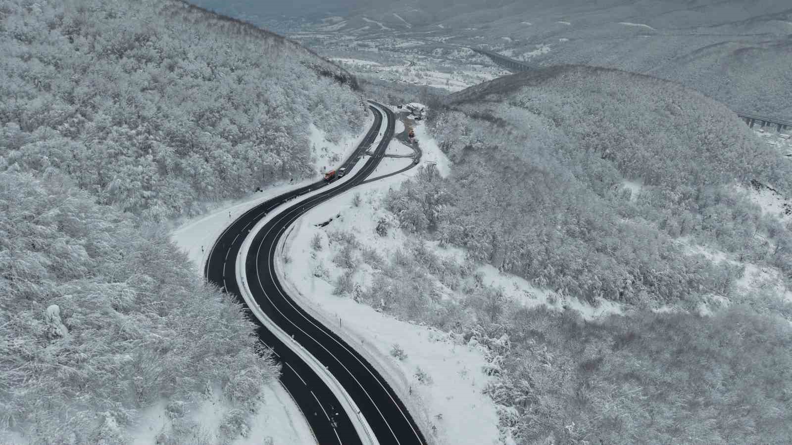Bolu Dağı geçişinde ulaşım normale döndü
