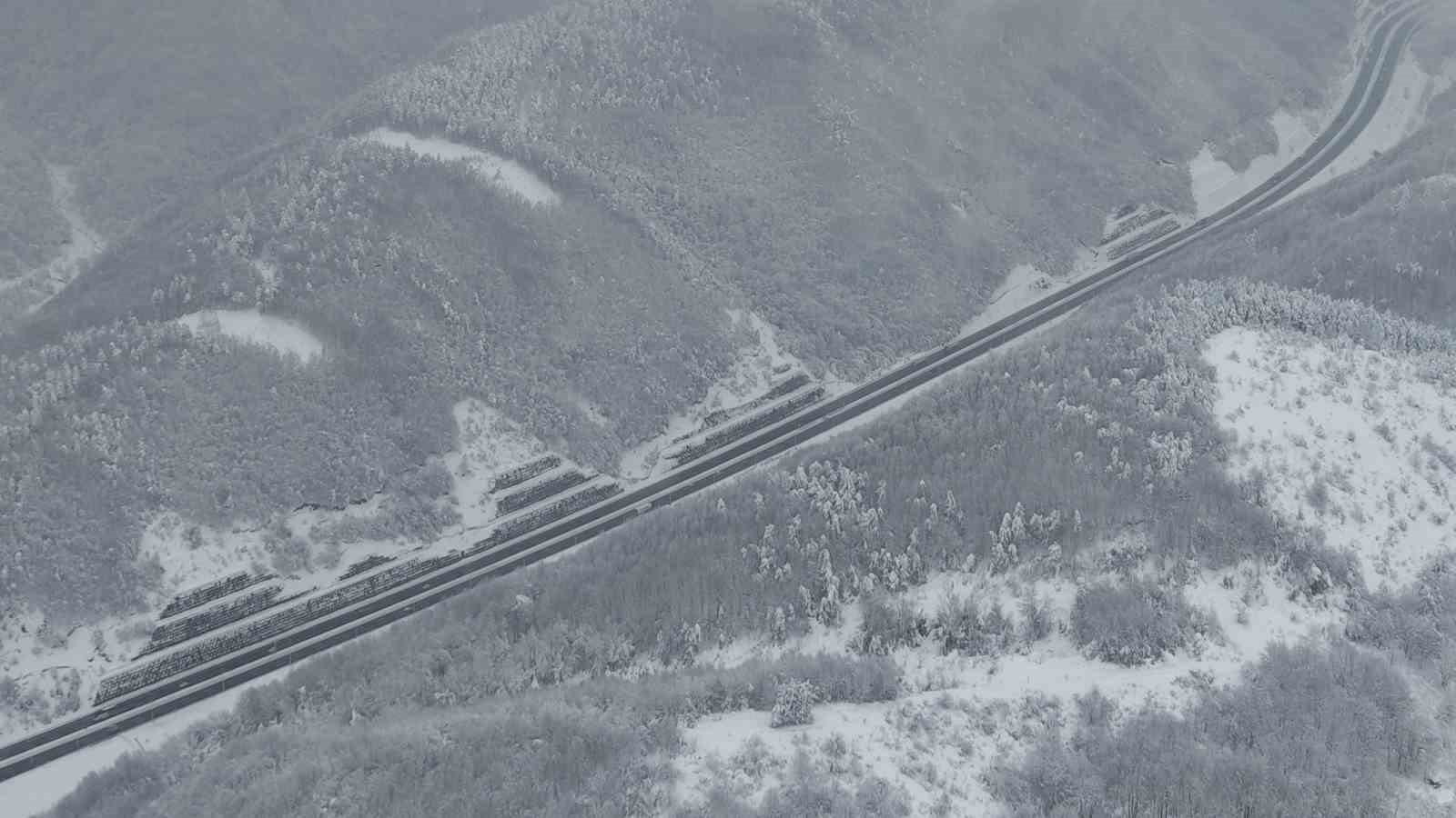 Bolu Dağı’nda ulaşım açık, manzara kartpostallık
