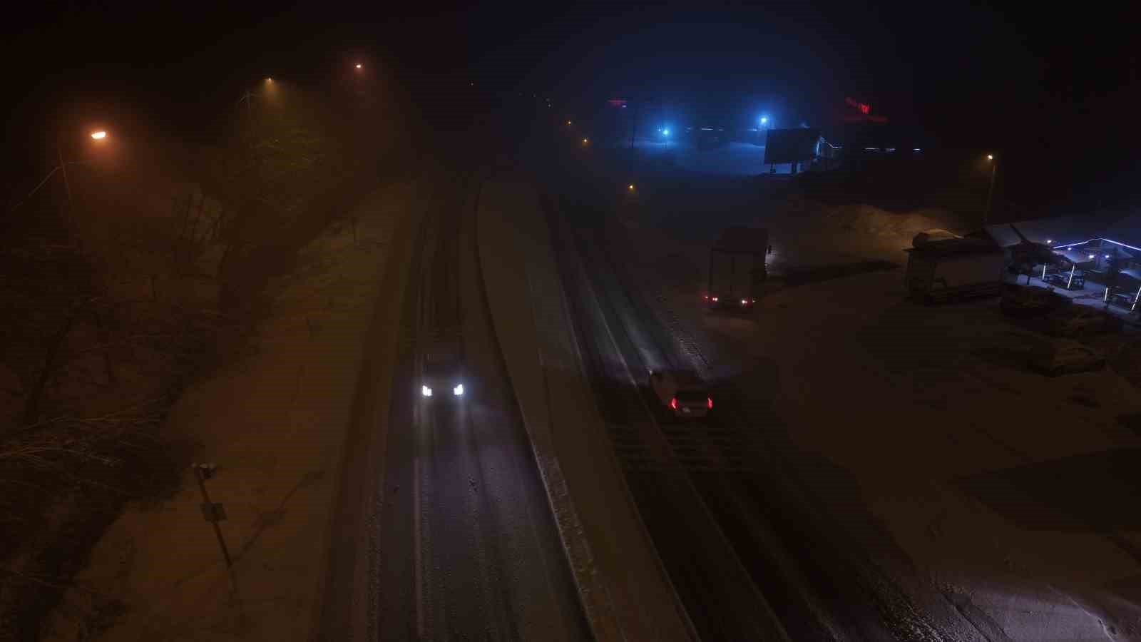 Bolu Dağı’nda yoğun kar yağışı: Karla mücadele sürüyor
