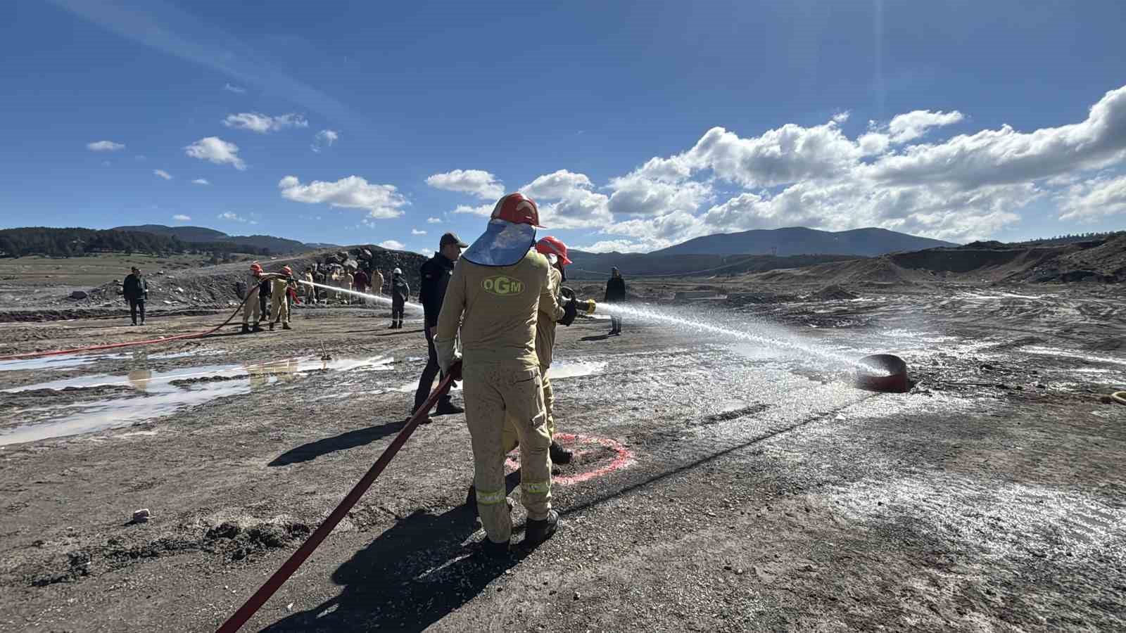Bolu en hızlı ormancılarını seçiyor
Bolu en hızlı ormancılarını seçiyor