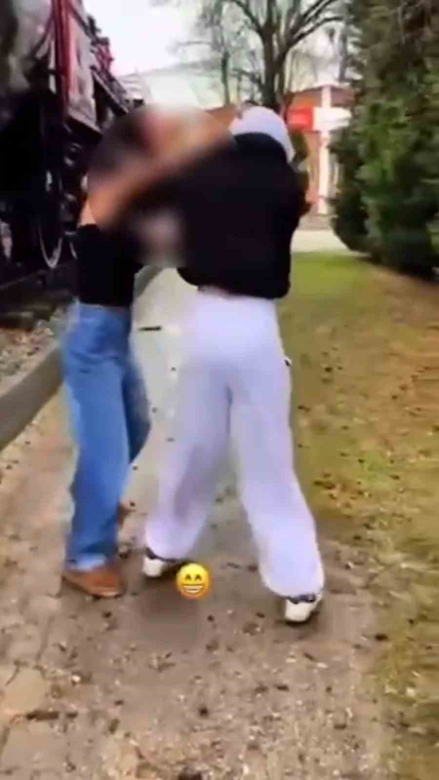 Bolu’da akran zorbalığı: Hem darp ettiler hem de ‘gülücük’ emojisiyle paylaştılar
