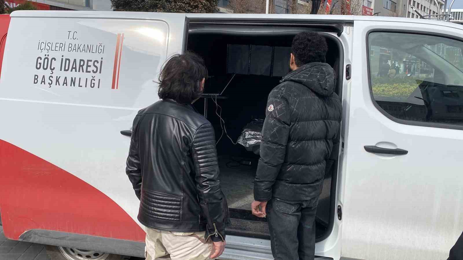 Bolu’da Bayram öncesi kaçak göçmen denetimi
