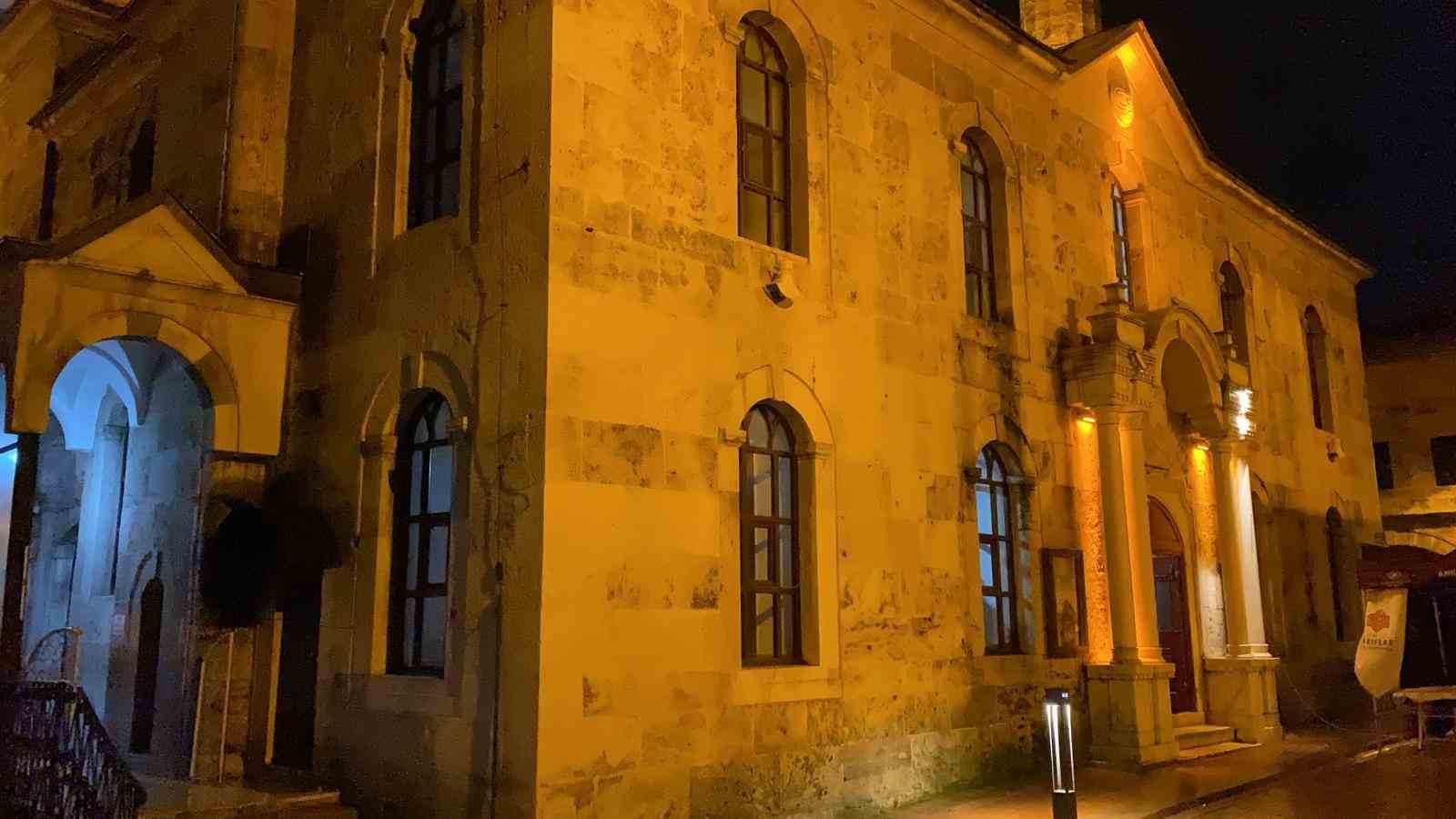 Bolu’da Berat Kandili’nde camiler doldu taştı
