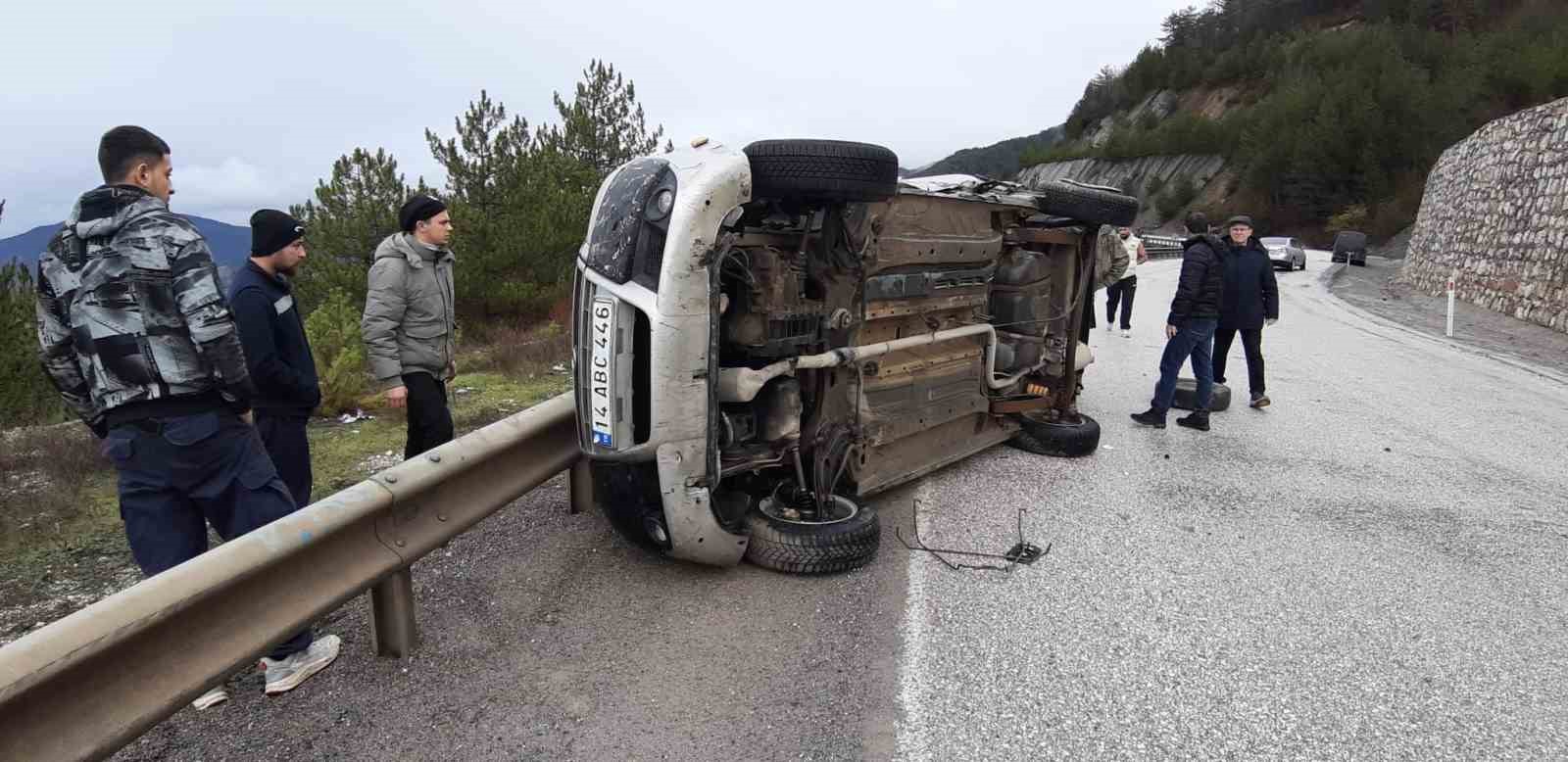 Bolu’da cenaze dönüşü kaza: 2 yaralı
