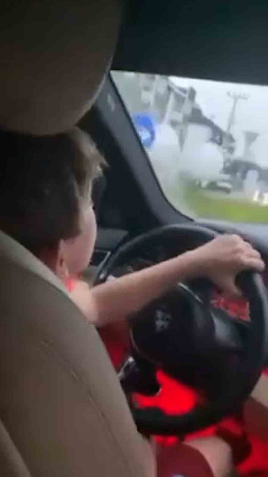 Bolu’da çocuğuna araba veren aileye ceza kesildi
